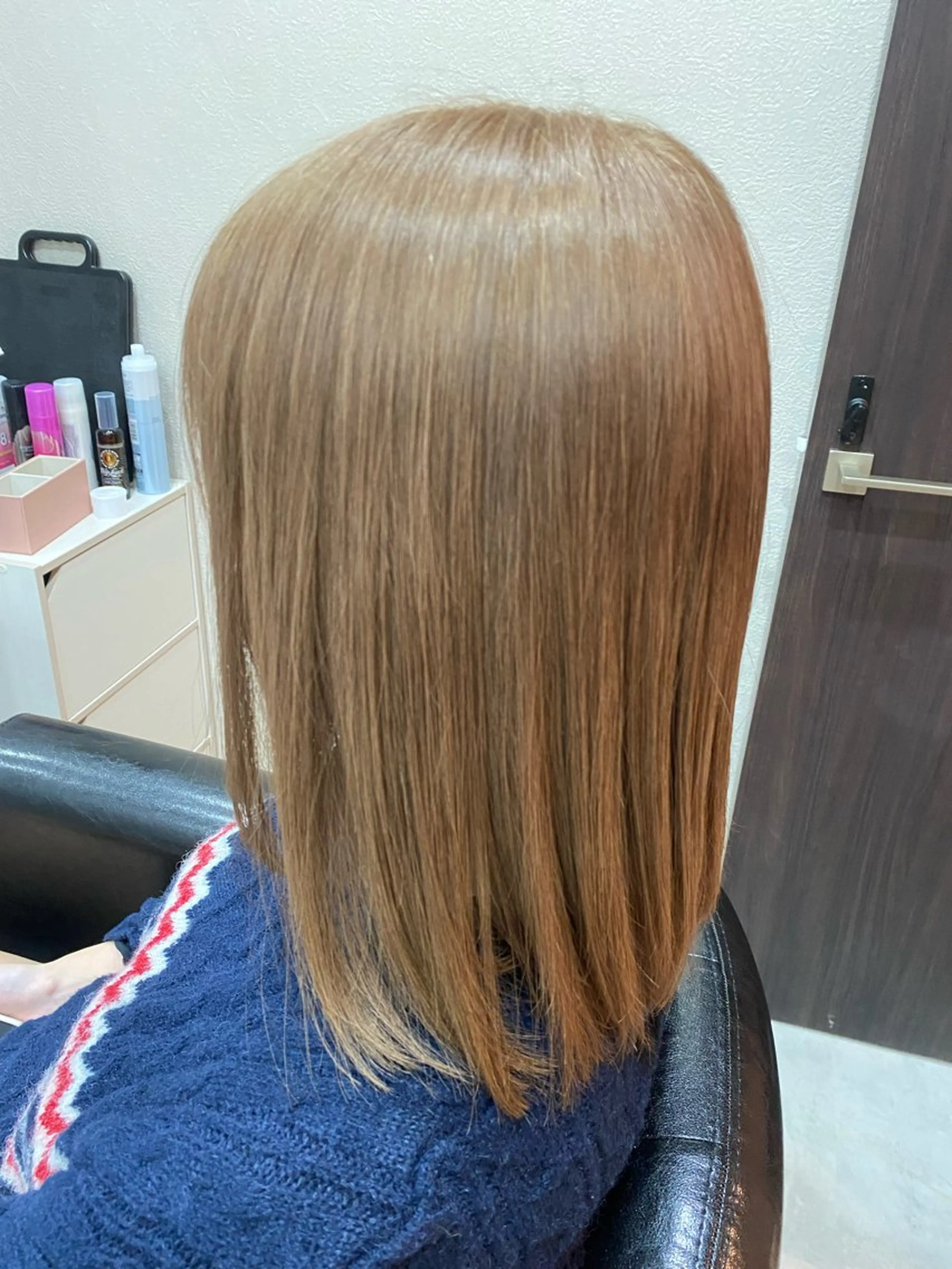 ミディアム カラー ベージュカラー 髪質改善/縮毛矯正/ デザインカラー/知念のヘアスタイル