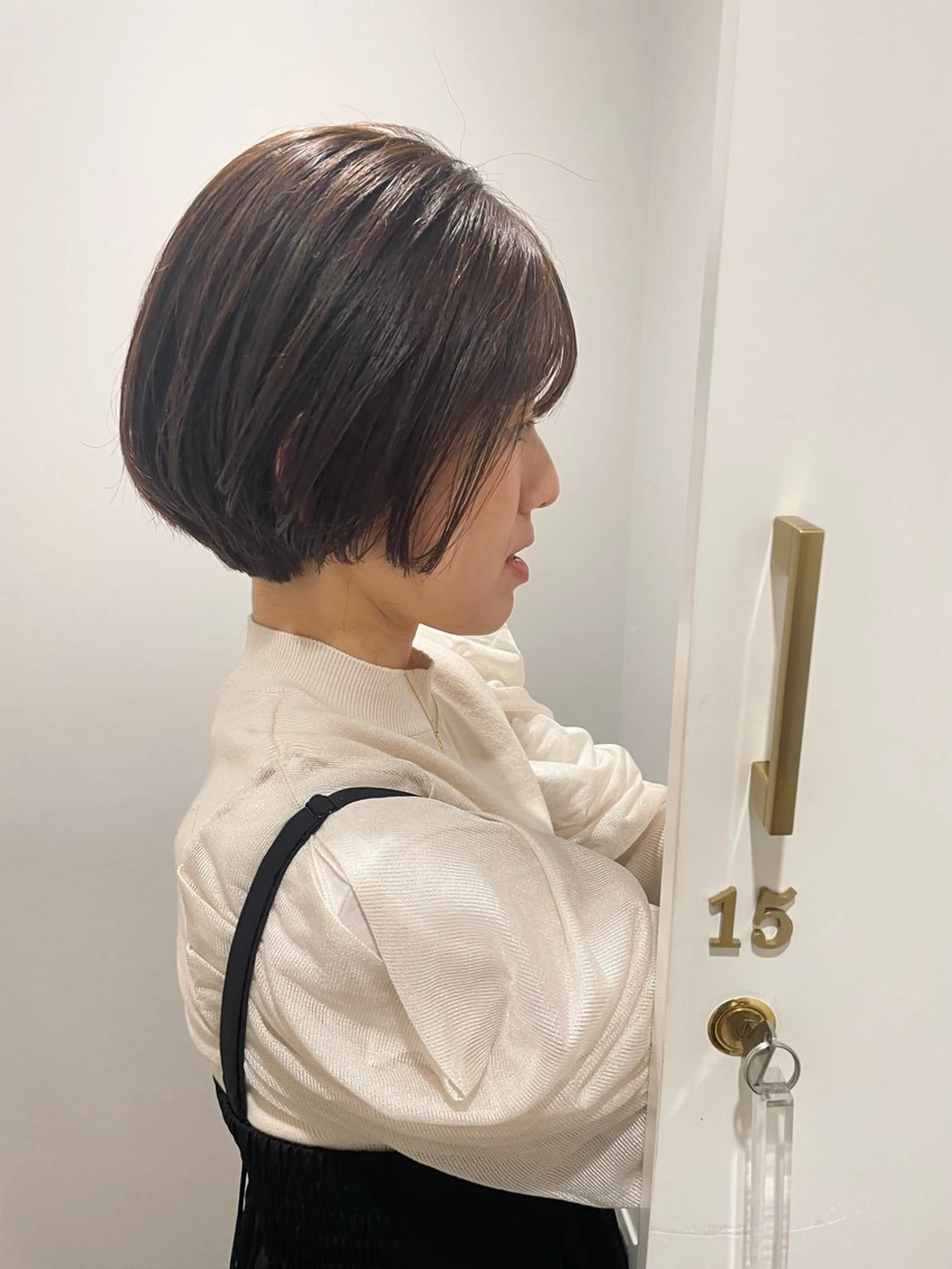 ショート ELLE salon サエのヘアスタイル