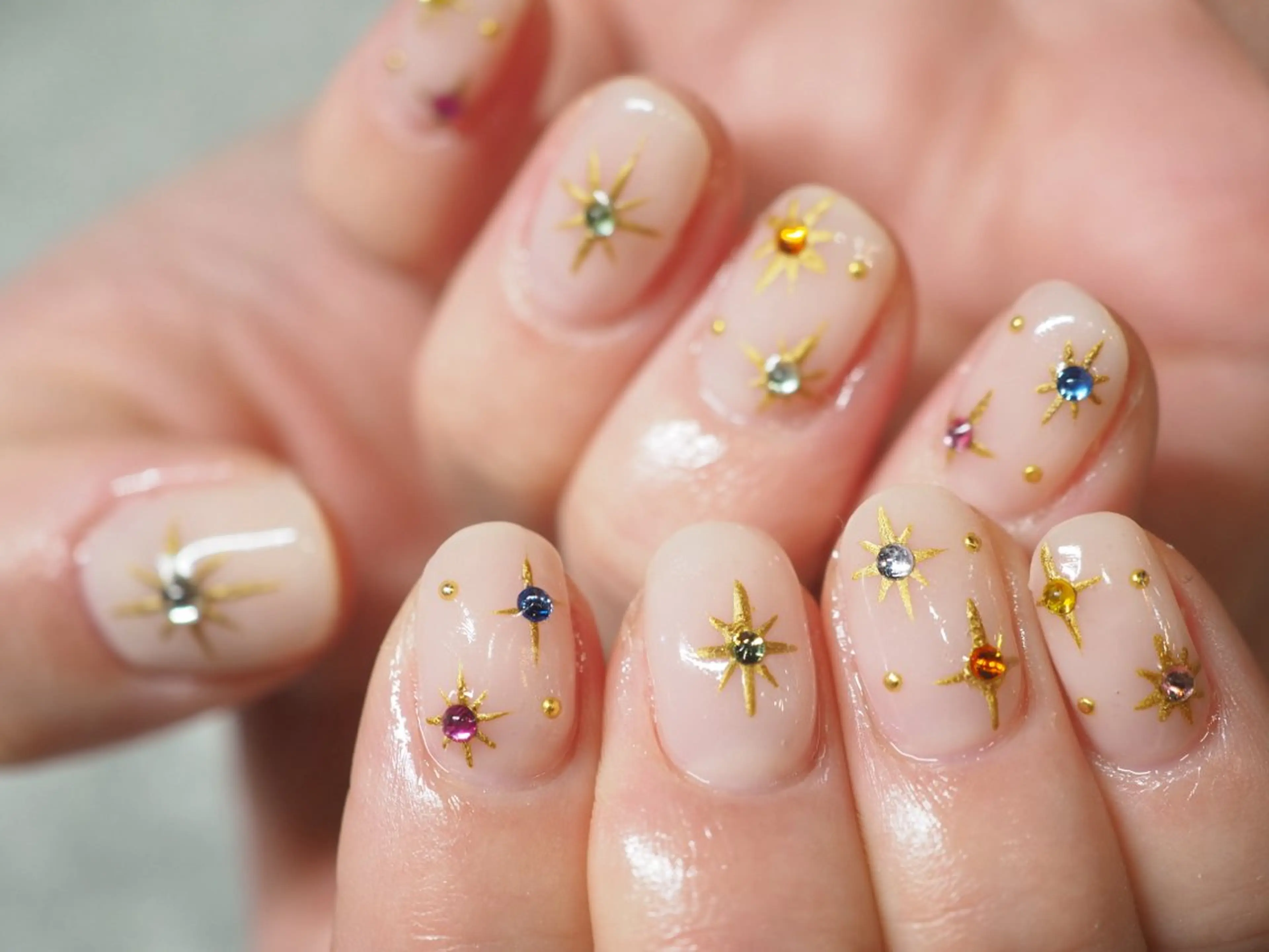 ネイル アートネイル チークネイル フラッシュネイル フットネイル フレンチネイル glaNje shioriのネイルデザイン