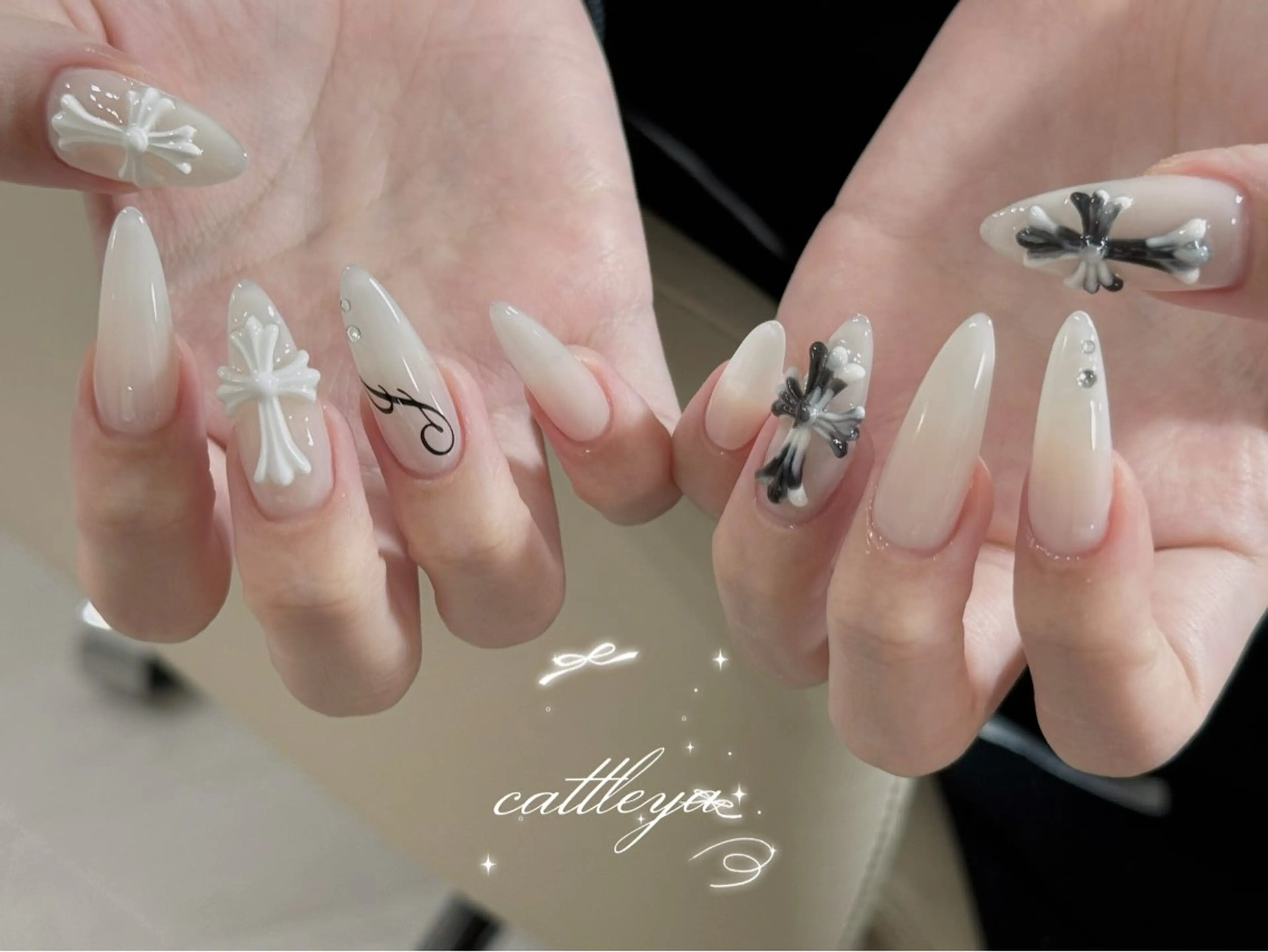 ネイル ハンドネイル ˖⊹Cattleya 吉祥寺♡˖ ⊹のネイルデザイン