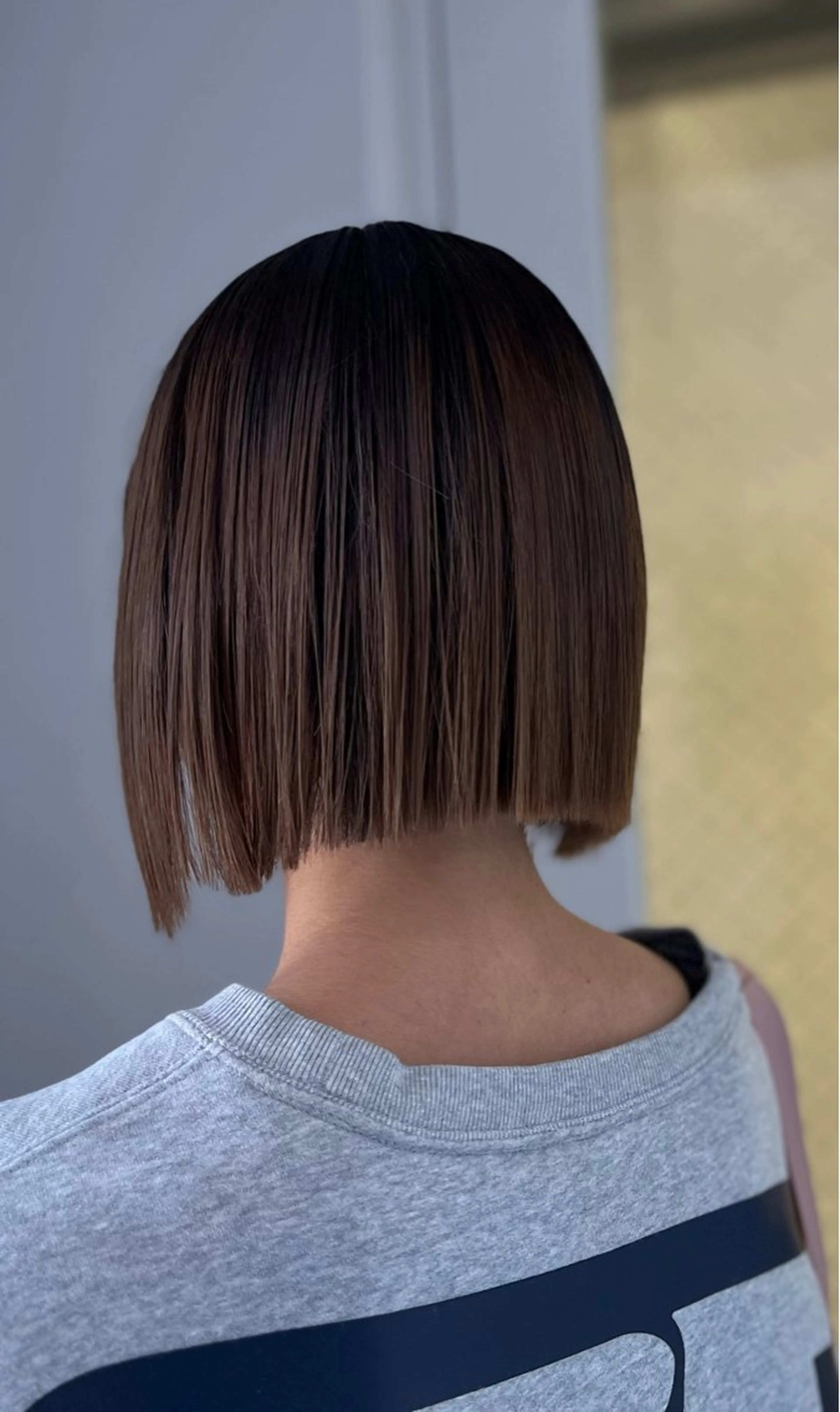 ショート 切りっぱなしボブ ボブ カット 岩田 実那のヘアスタイル