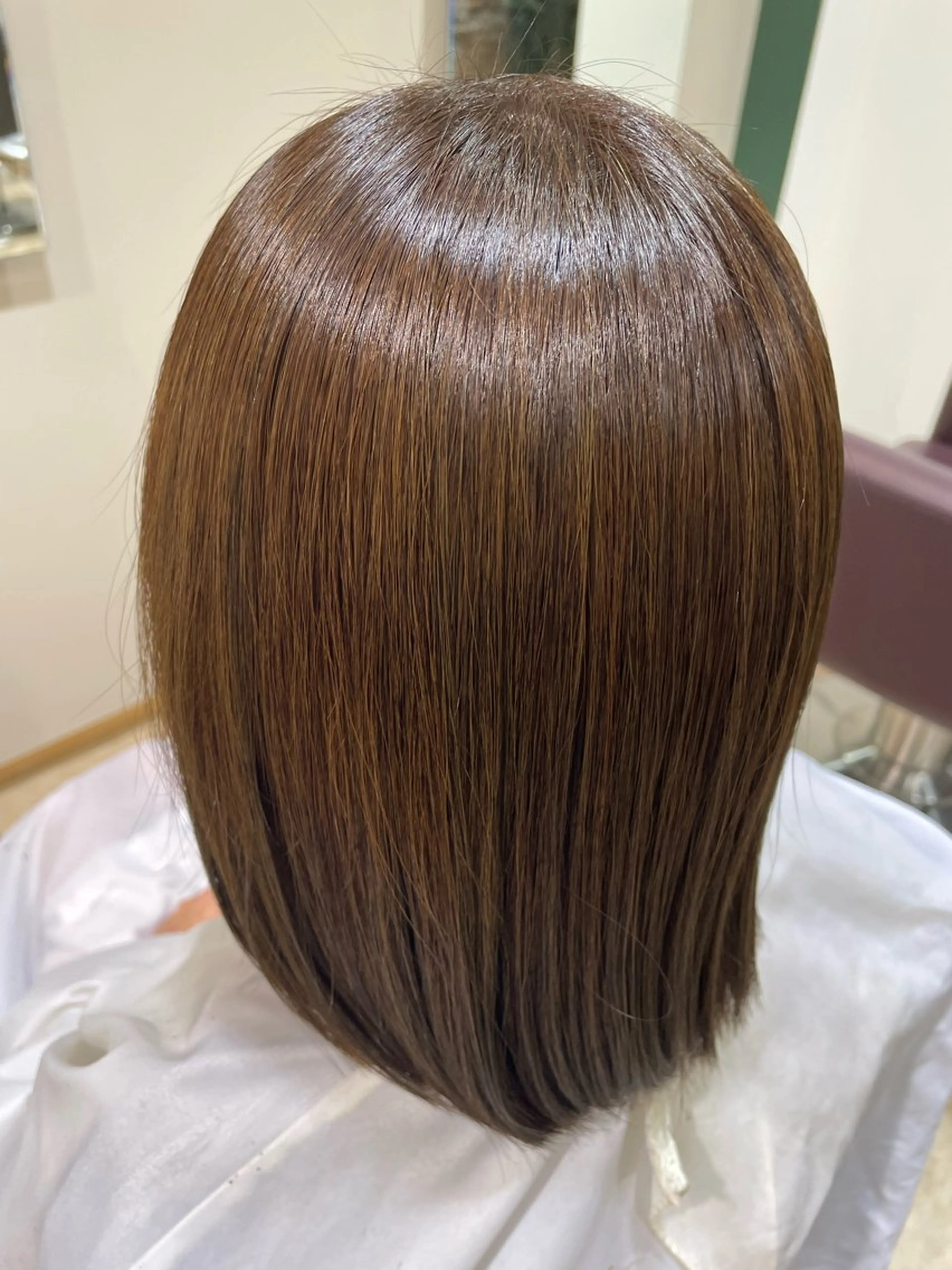 カラー ベージュカラー オリーブベージュ カット ヘアカラー ガレリアエレガンテ緑 杉浦のヘアスタイル