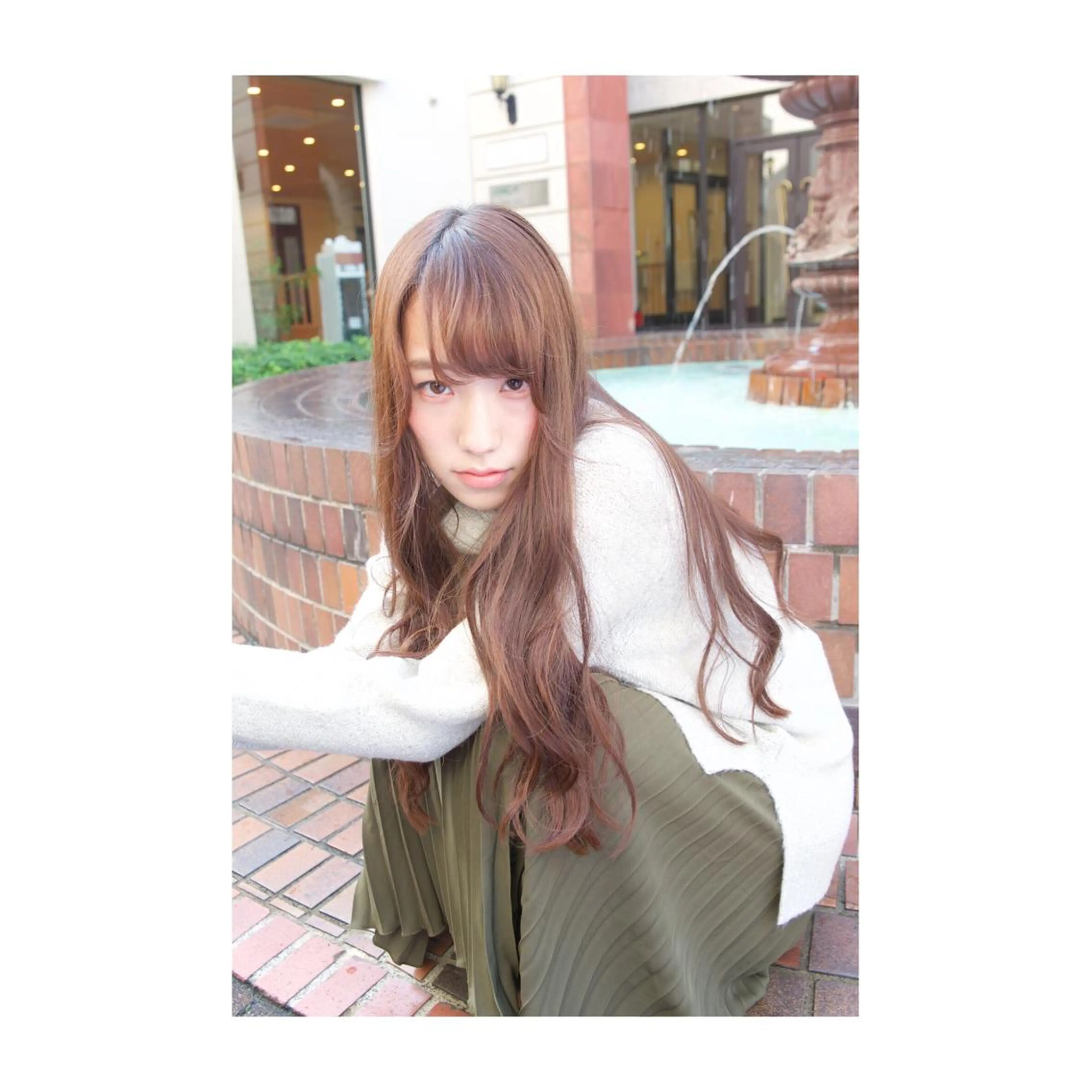 セミロング ロング カラー パーマ ベージュカラー ロング アオガミ （前髪顔周りカット）のヘアスタイル