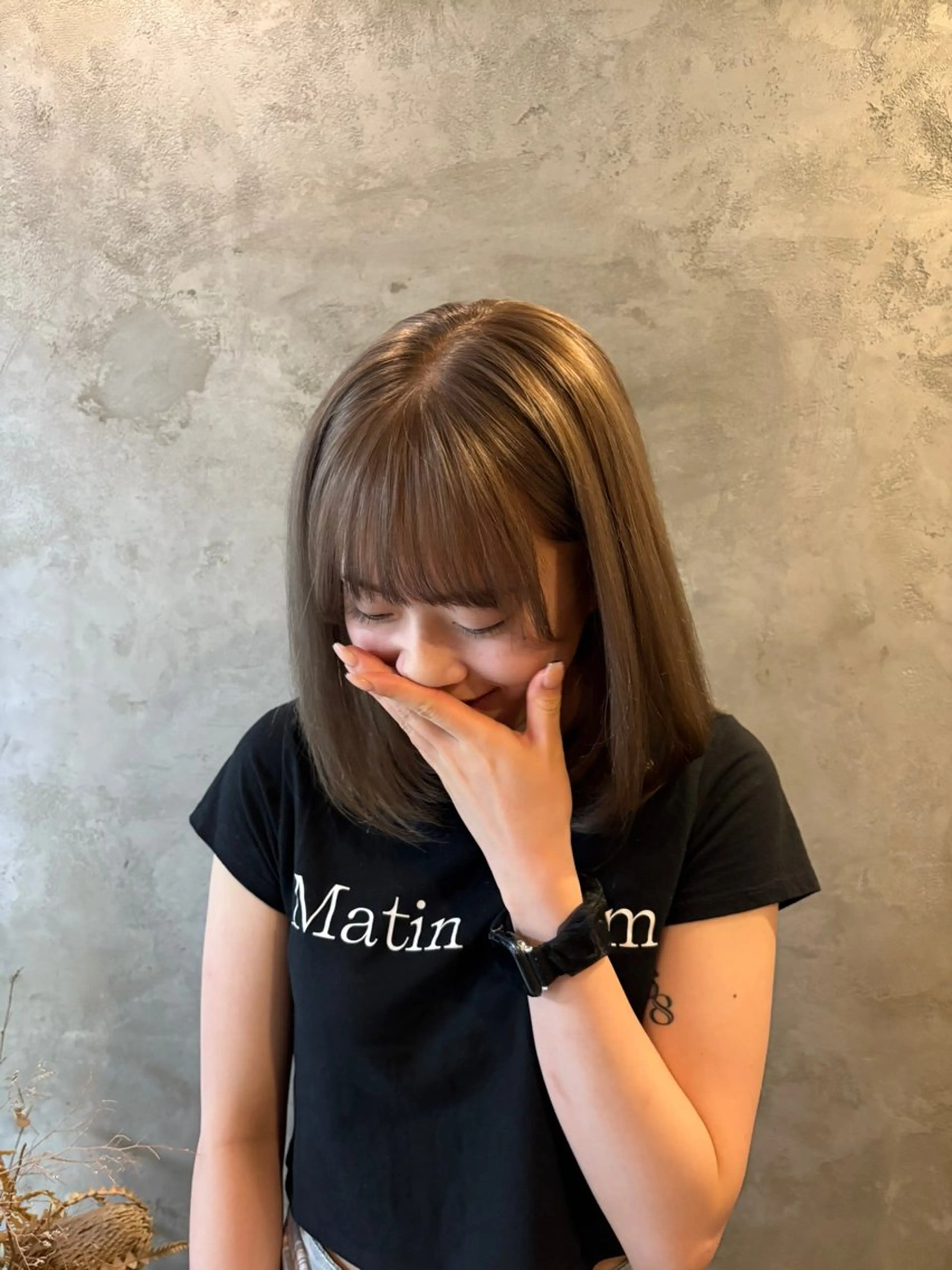 セミロング 二ツ石 舞幸のヘアスタイル