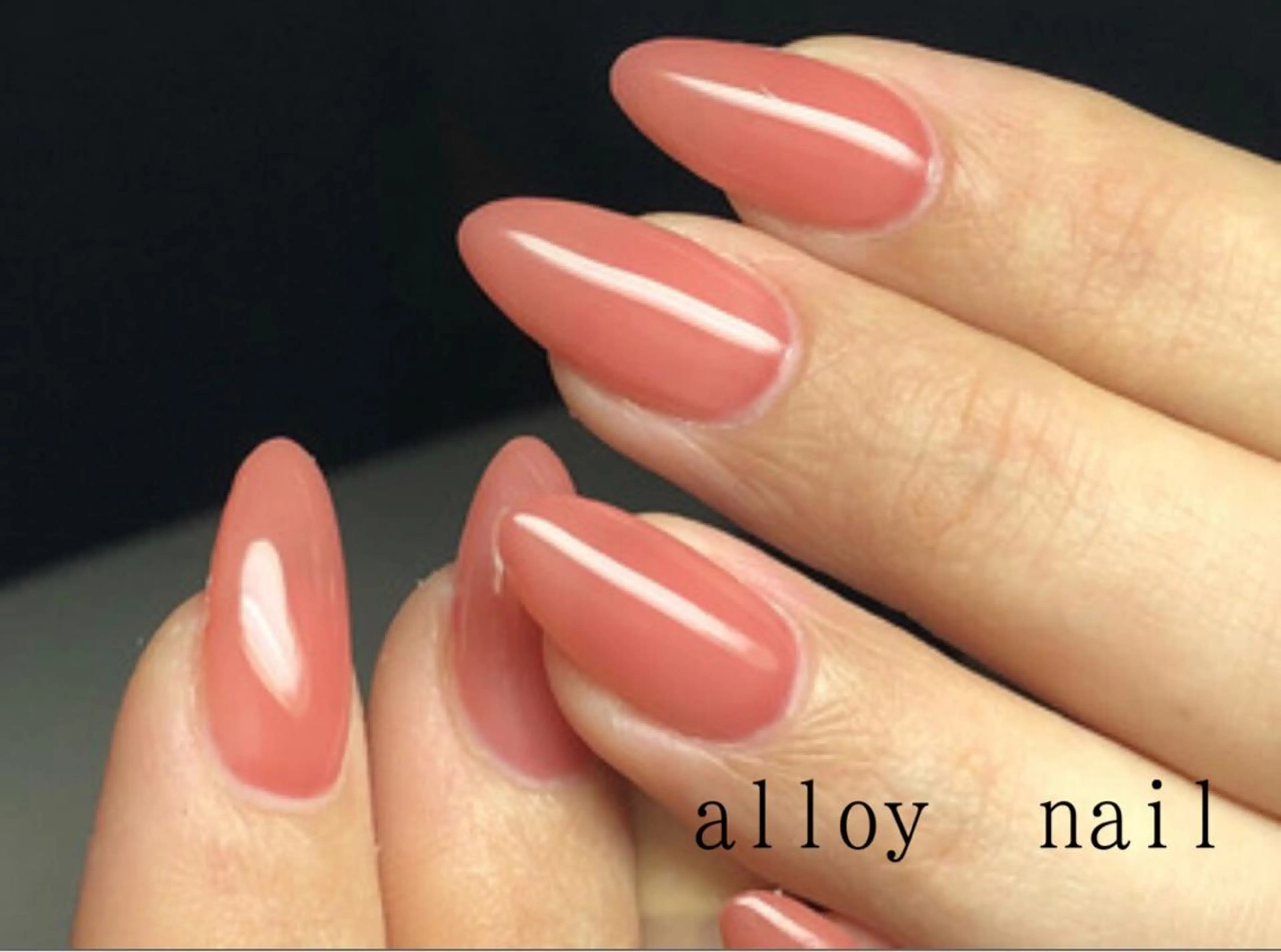 ネイル ハンドネイル alloy nailのネイルデザイン