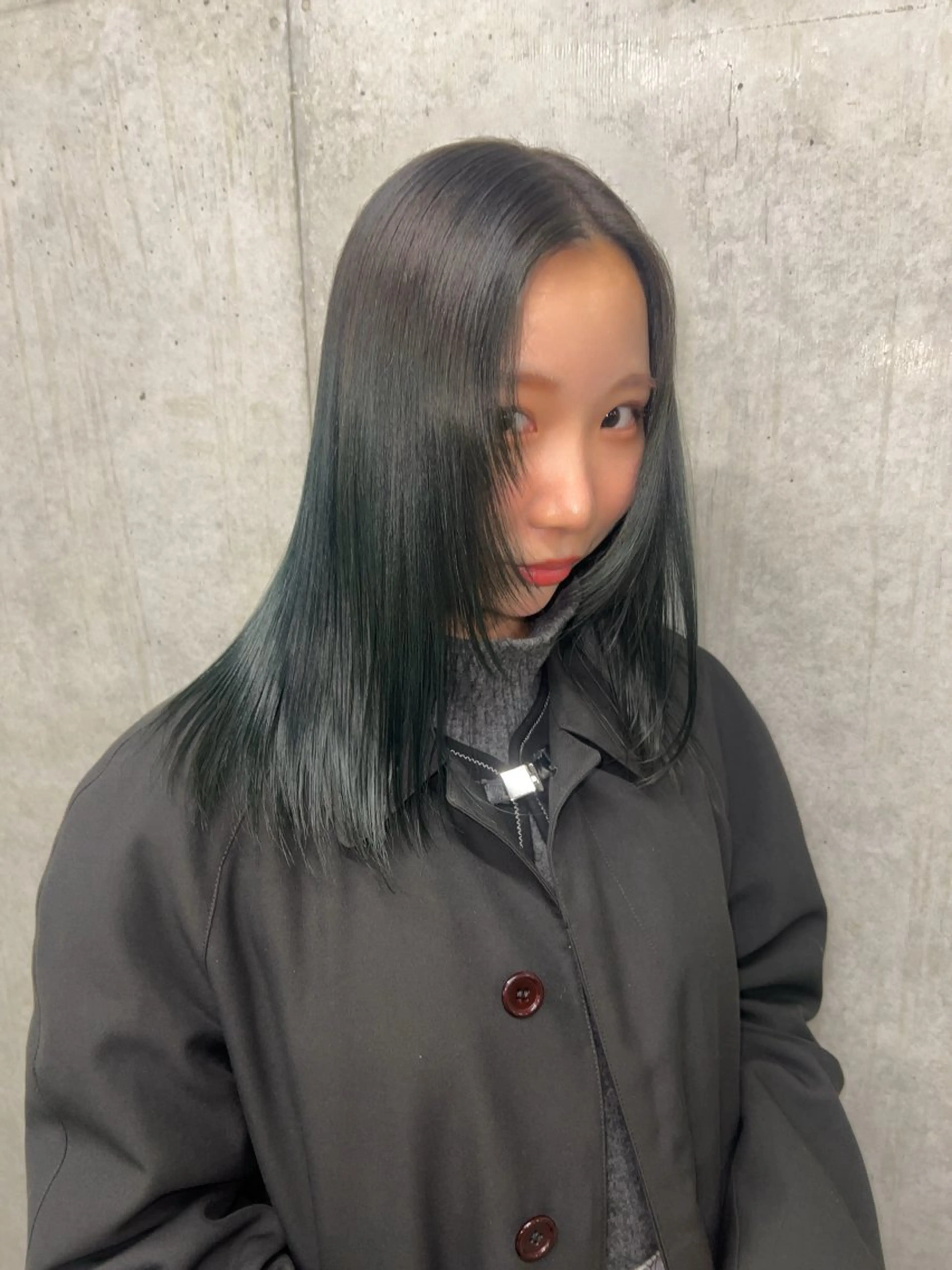 ロング カラー オシャレなスタイル つくりますのヘアスタイル