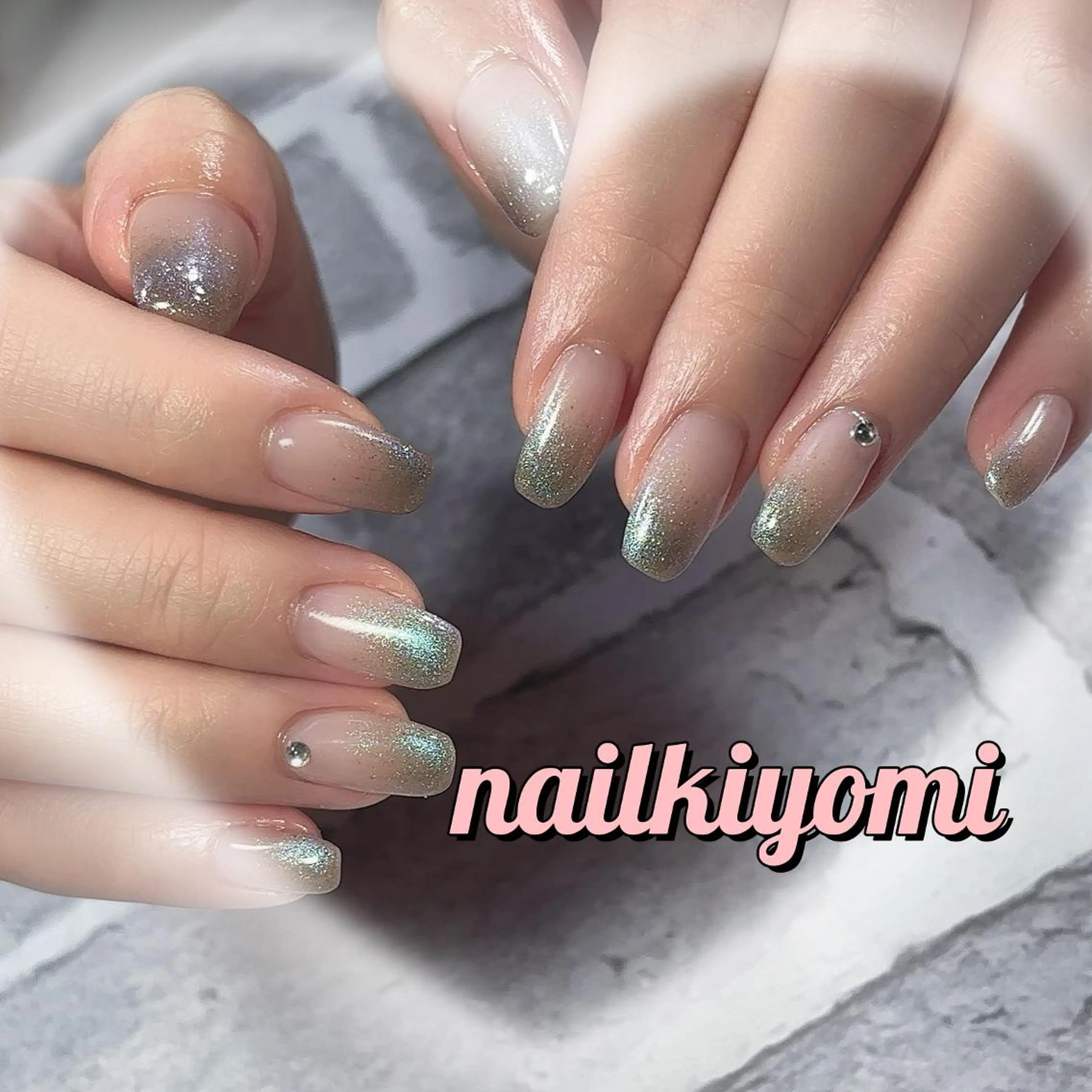 ネイル ロングネイル マグネットネイル 持ち込み 🦋Kiyomi. 🦋のネイルデザイン