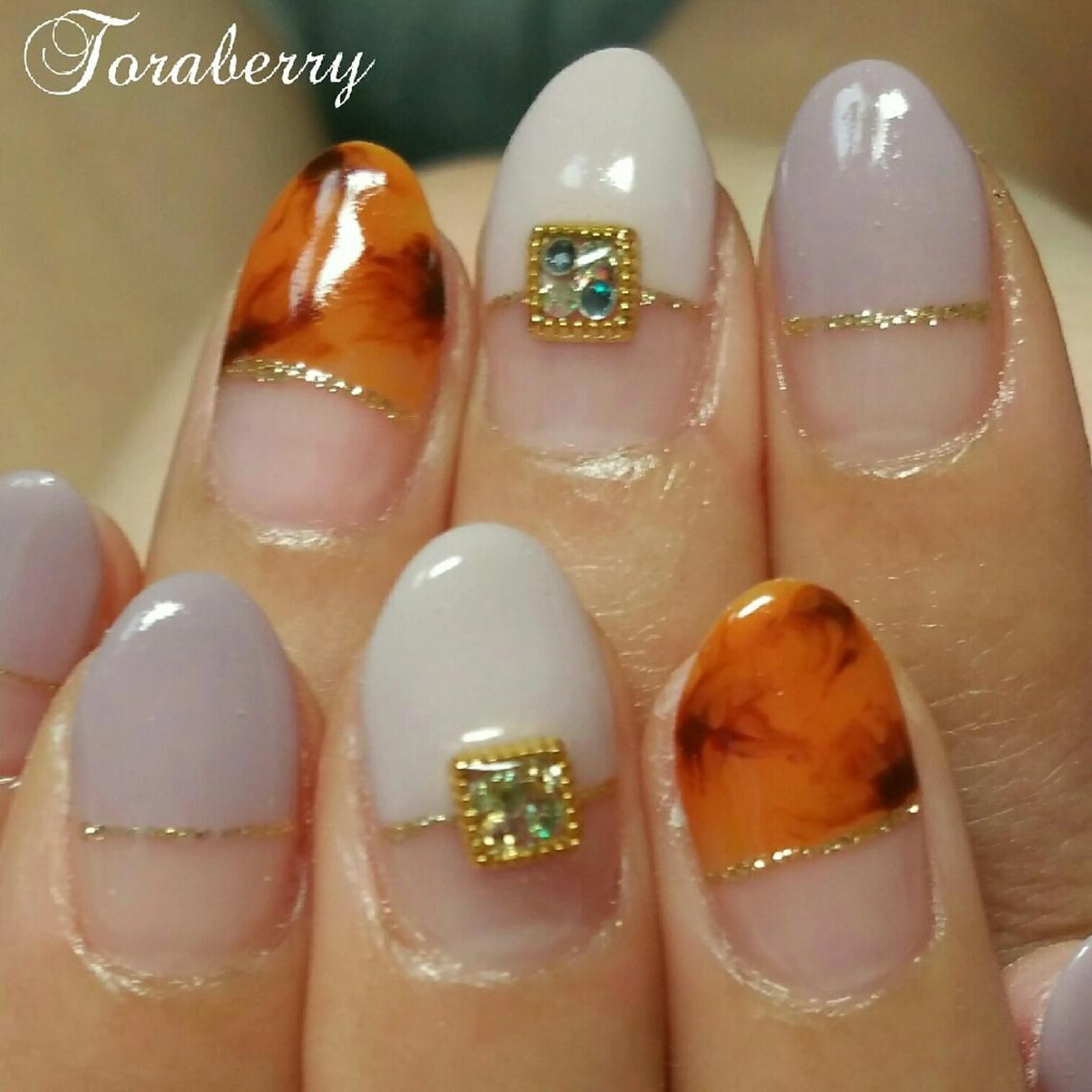 ネイル べっ甲ネイル ハンドネイル ネイリスト なつみのネイルデザイン