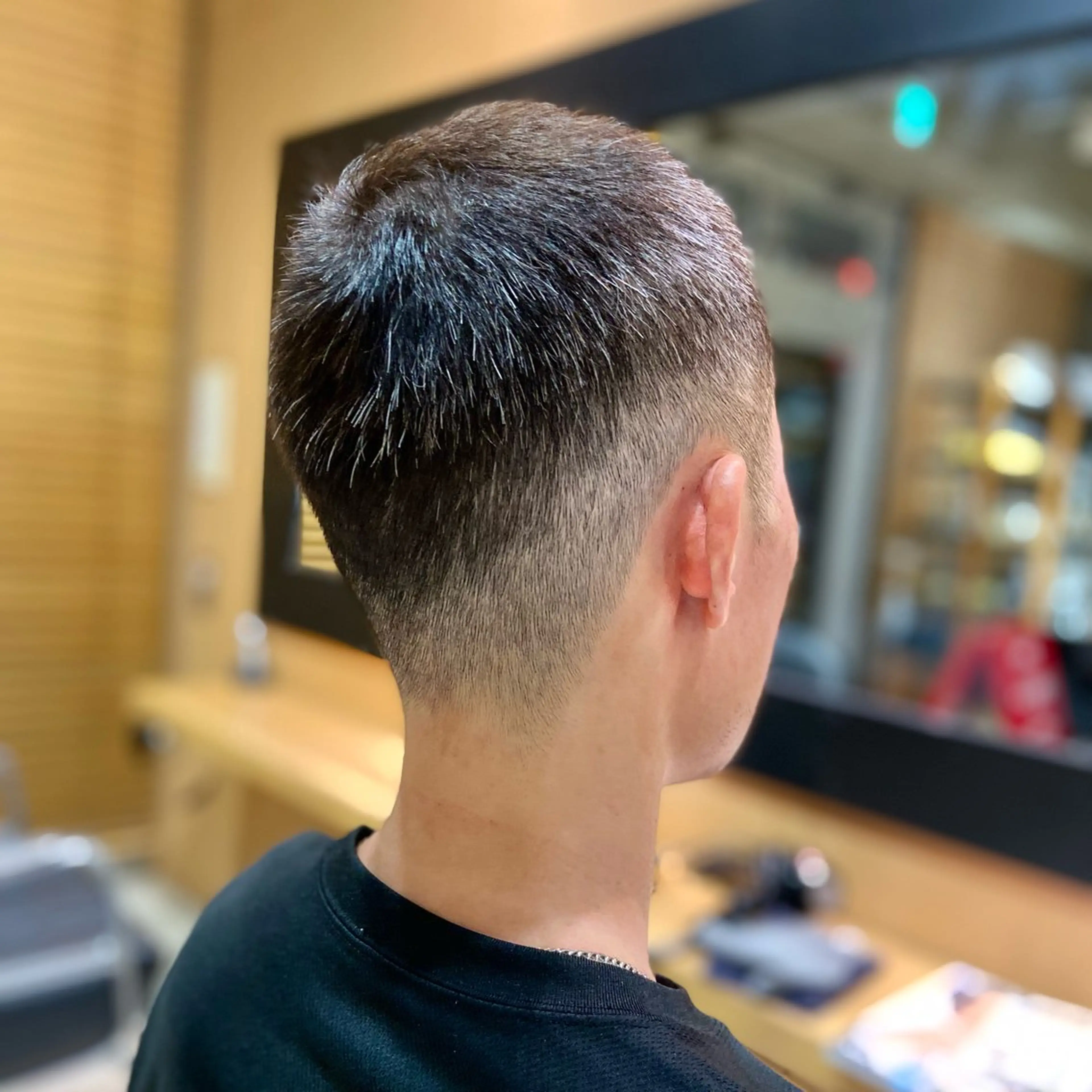 ショート メンズ IWASHITA TAKESHIのヘアスタイル