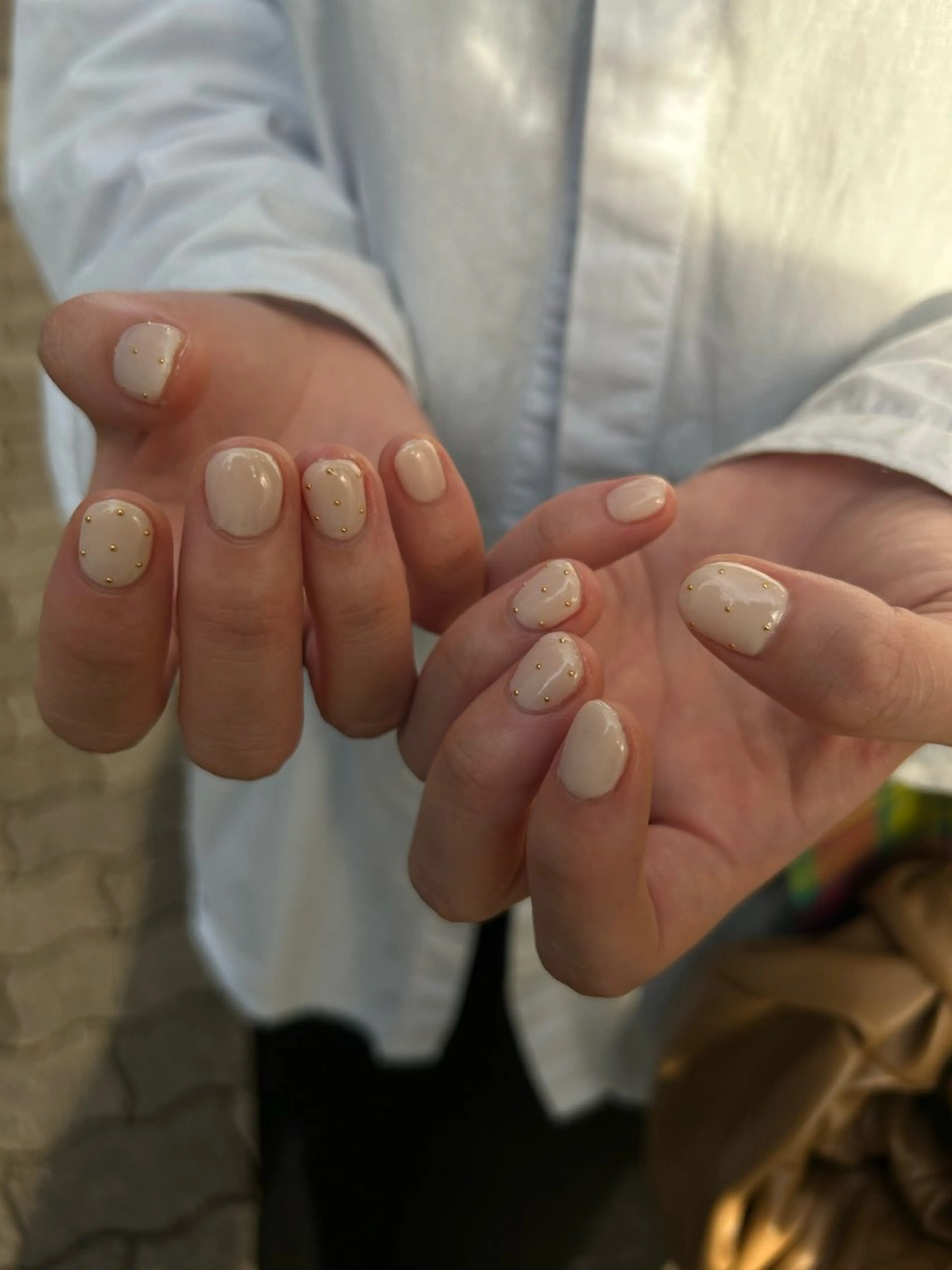 ネイル ニュアンスネイル オフィスネイル シンプルネイル ブライダルネイル Yuni.所属・sakae yurinaのネイルデザイン