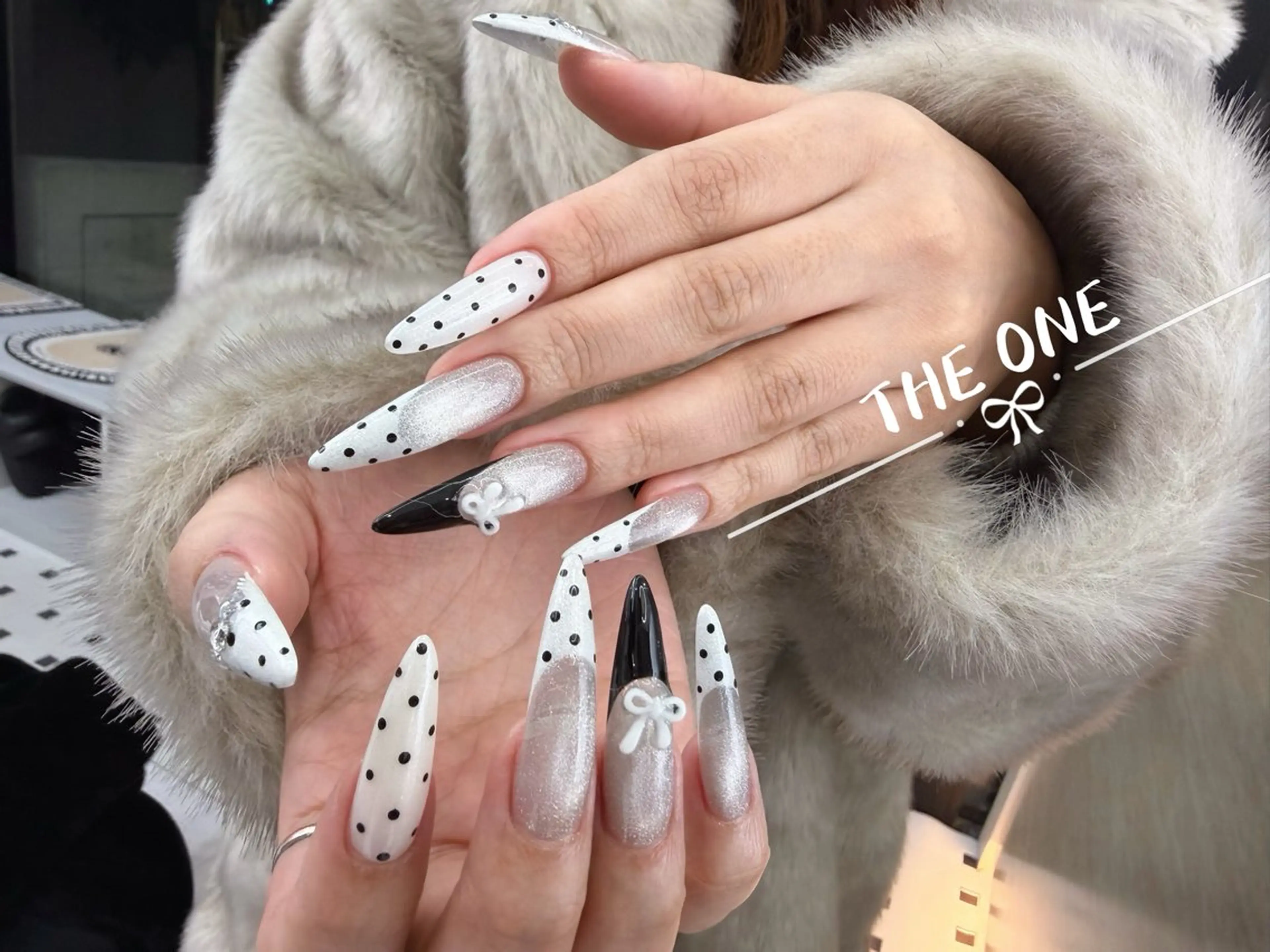 ネイル ハンドネイル THE ONE 鈴木のネイルデザイン