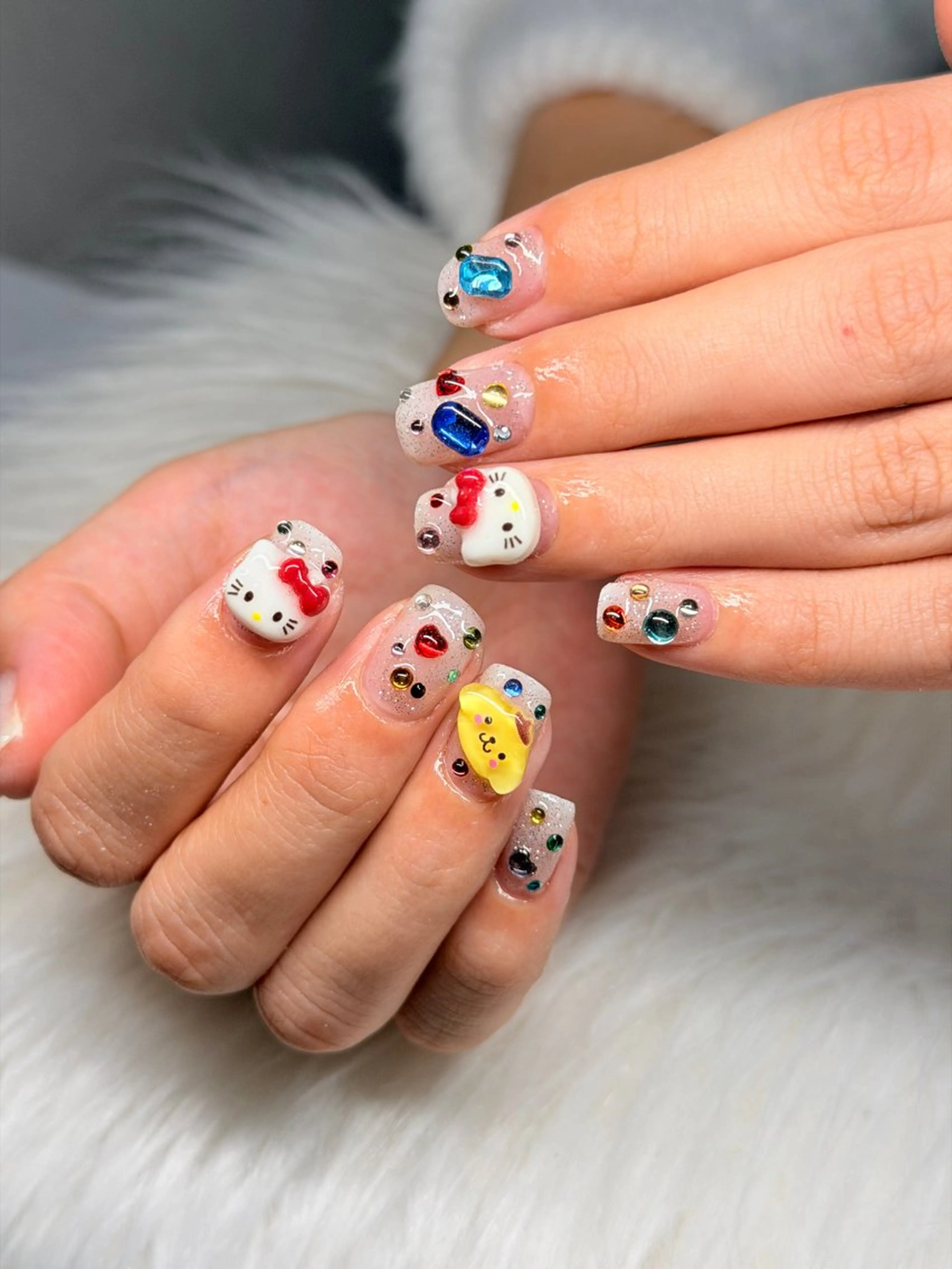 ネイル オーロラネイル グラデーション ハート ホログラムネイル キラキラネイル ハンドネイル Rin Rinのネイルデザイン