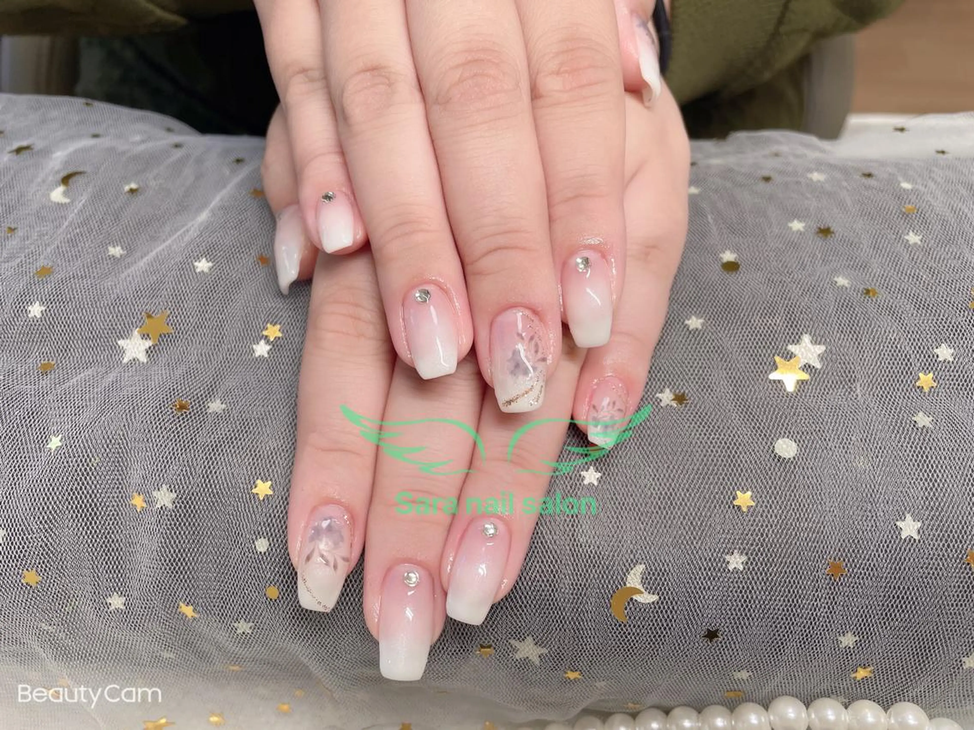 ネイル ハンドネイル ハンドケア 小岩 Saraのネイルデザイン