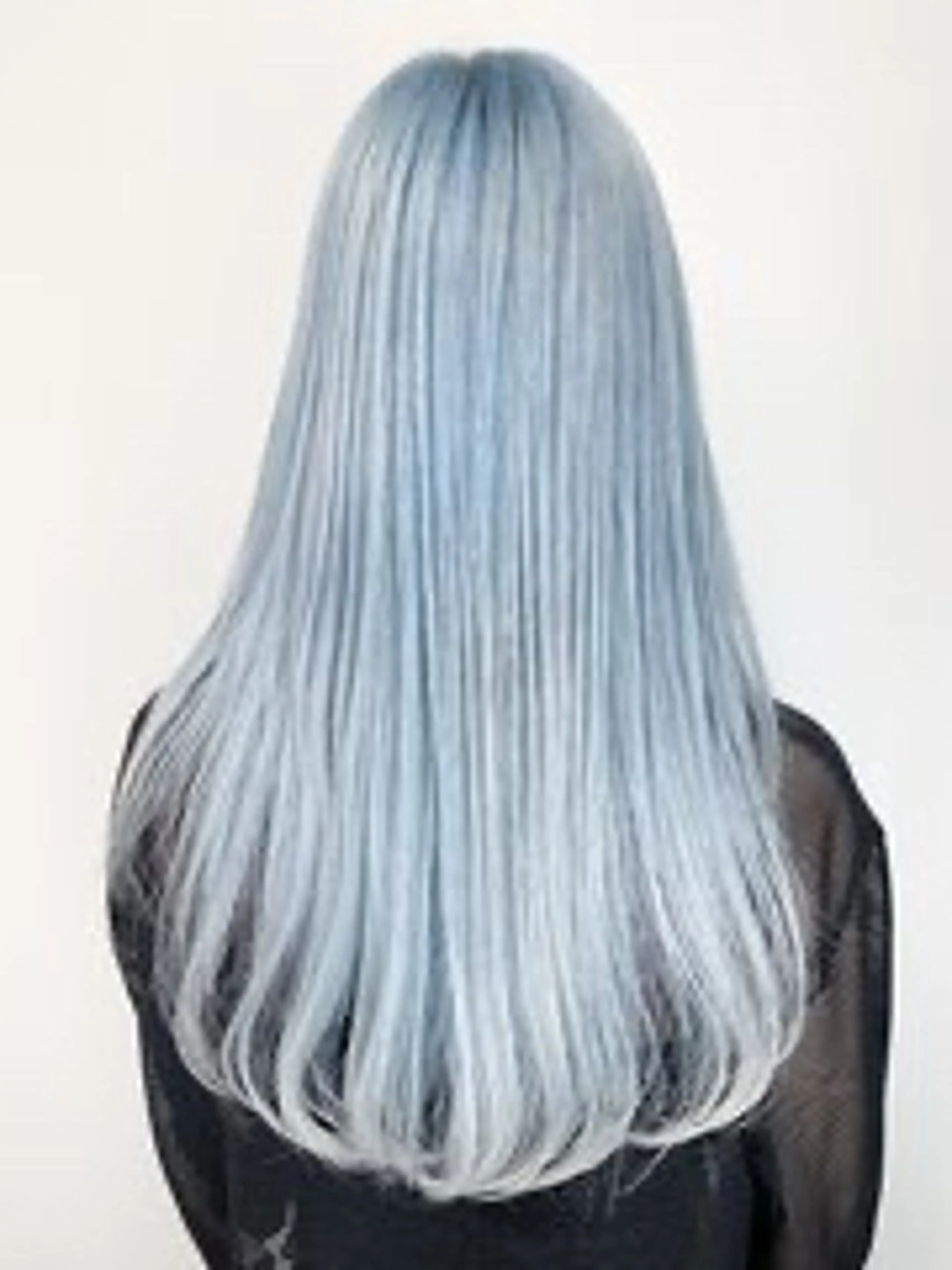 ロング 石井 綾乃のヘアスタイル