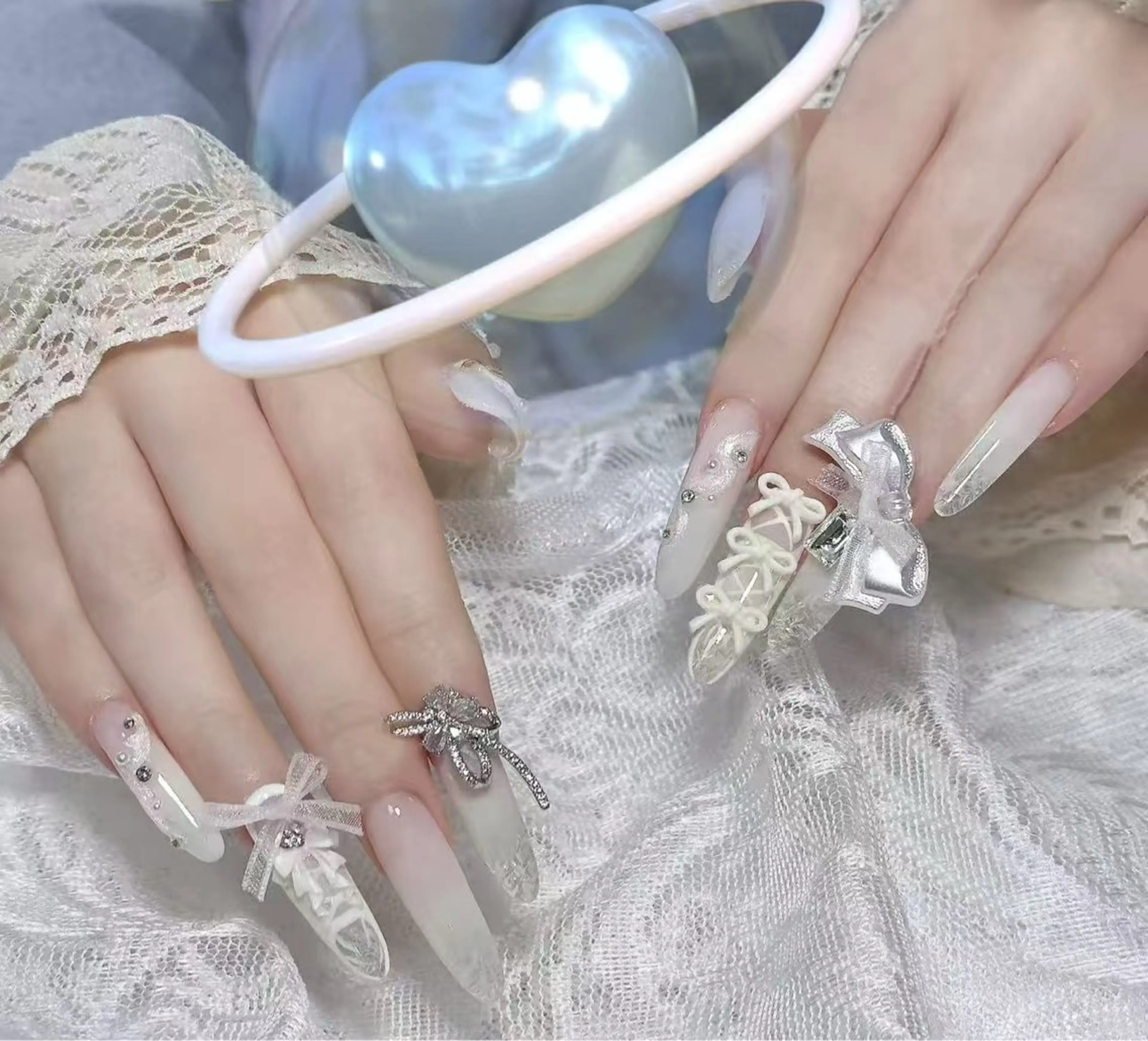 ネイル オーロラネイル フラワーネイル フットネイル フレンチネイル ジェルネイル ハンドネイル 相沢 さやかのネイルデザイン