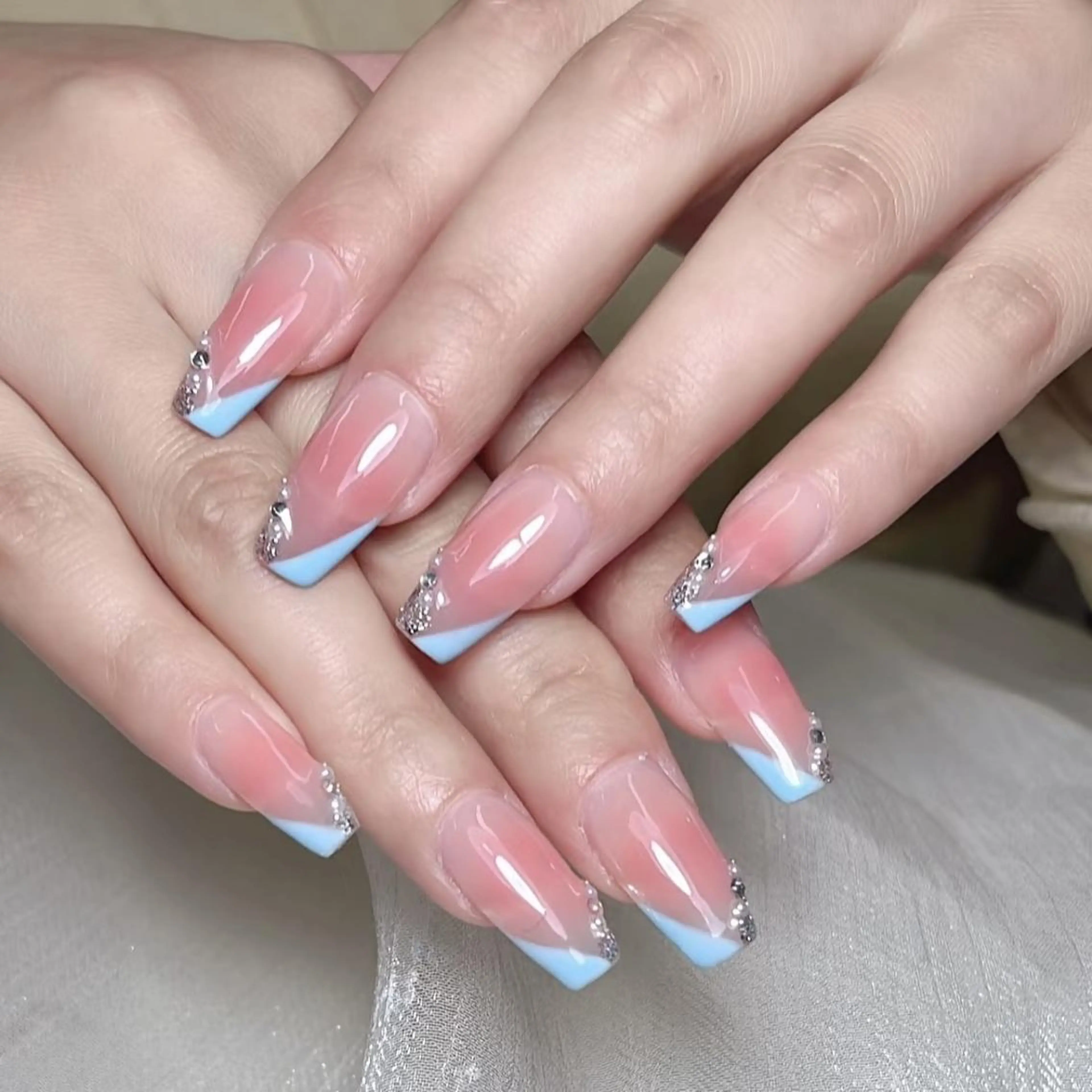 ネイル ハンドネイル ハンドケア DEMAIN- 🌹のネイルデザイン