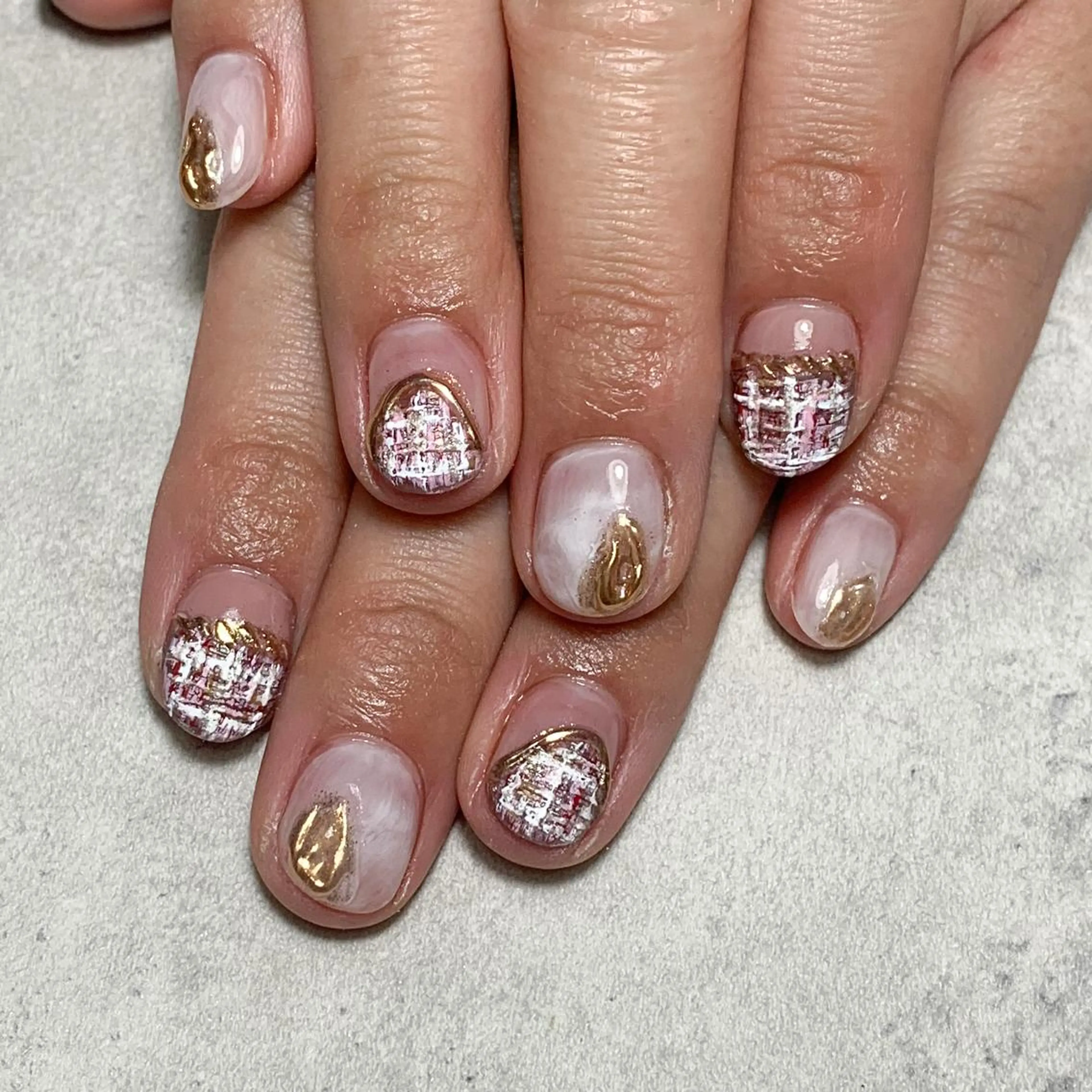 ネイル atelier　FIORITURA所属・FIORITURA aiのネイルデザイン