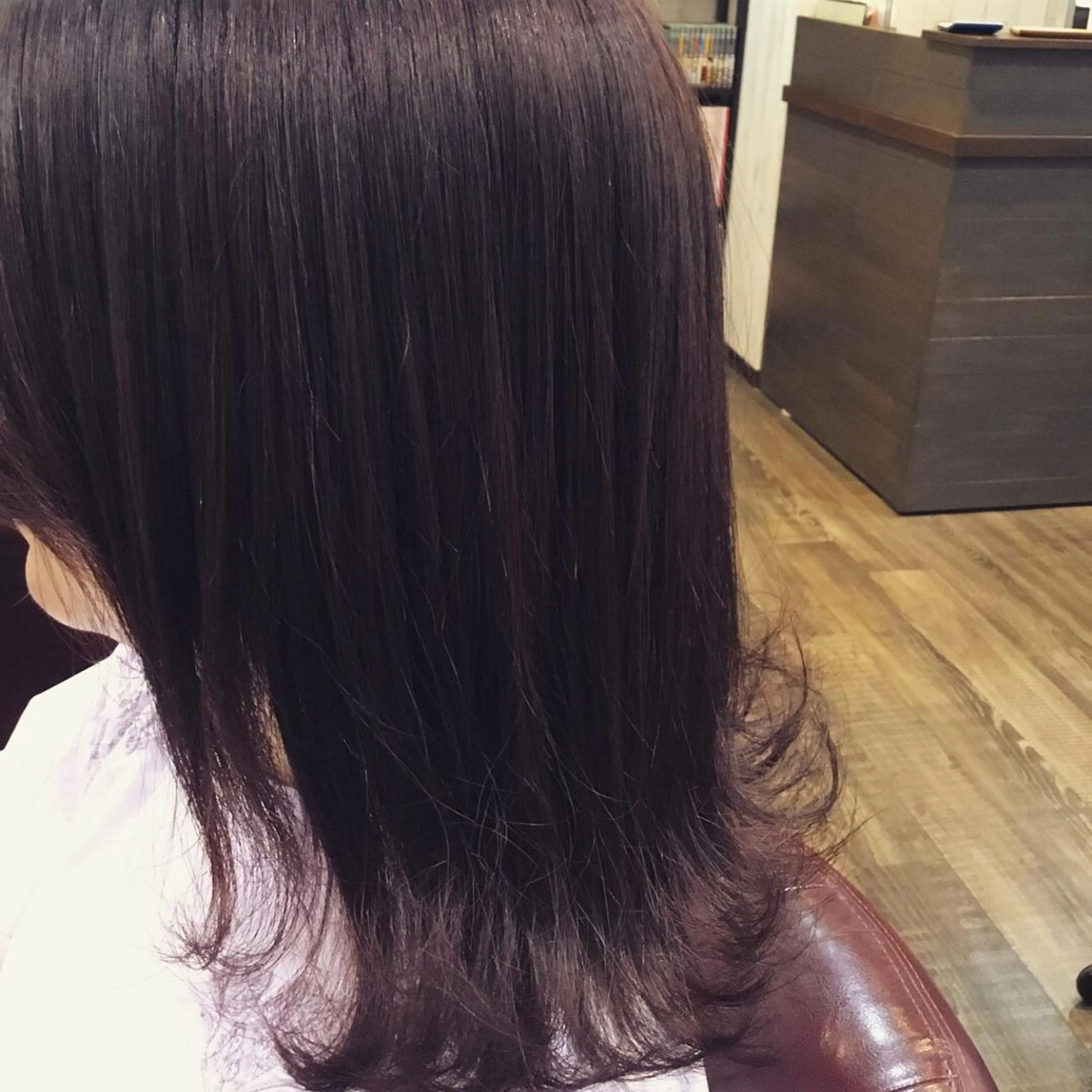 ミディアム カラー 金崎 新吾のヘアスタイル