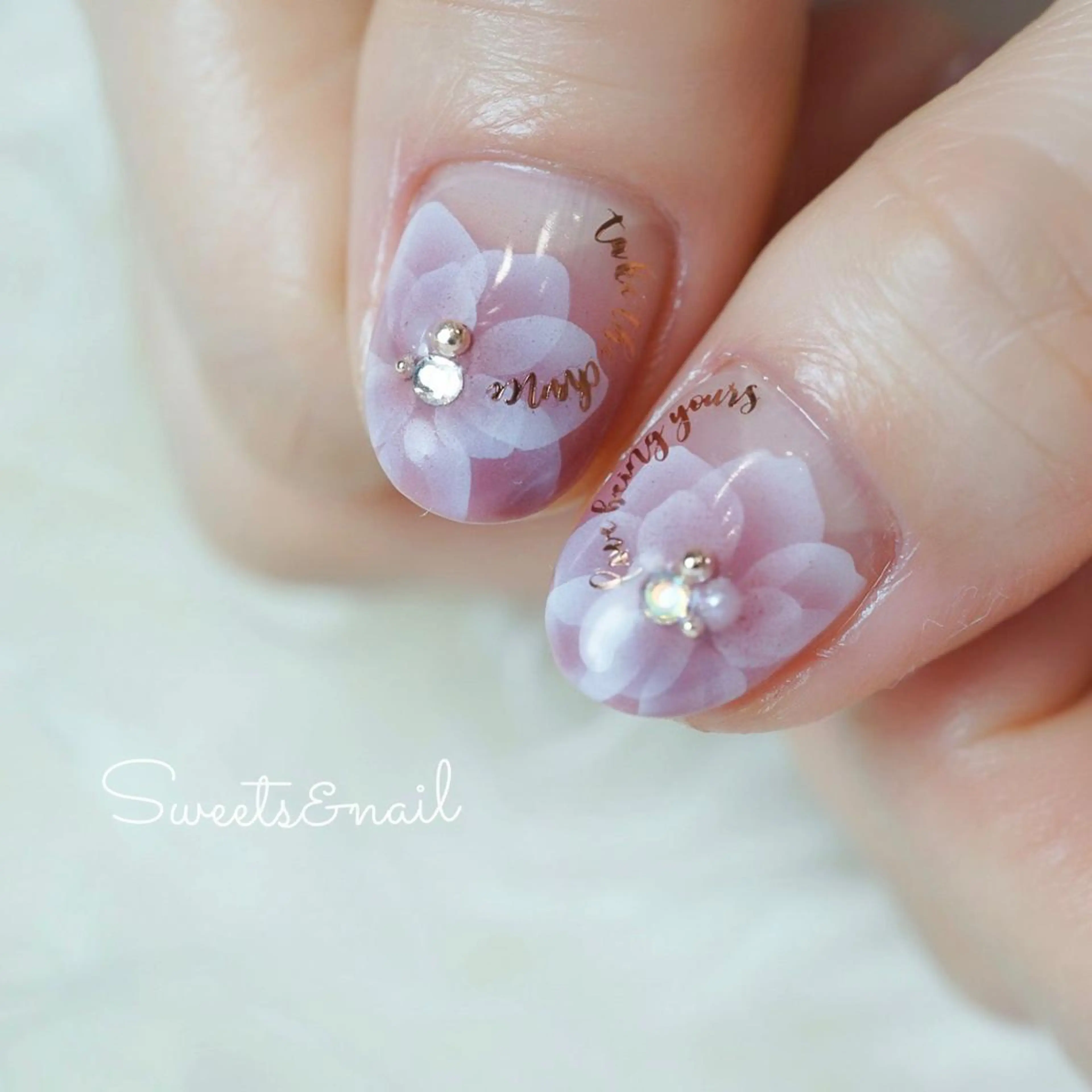 ネイル 桜ネイル フラワーネイル ジェルネイル キラキラネイル おそろいネイル Sweets& nail みなこのネイルデザイン