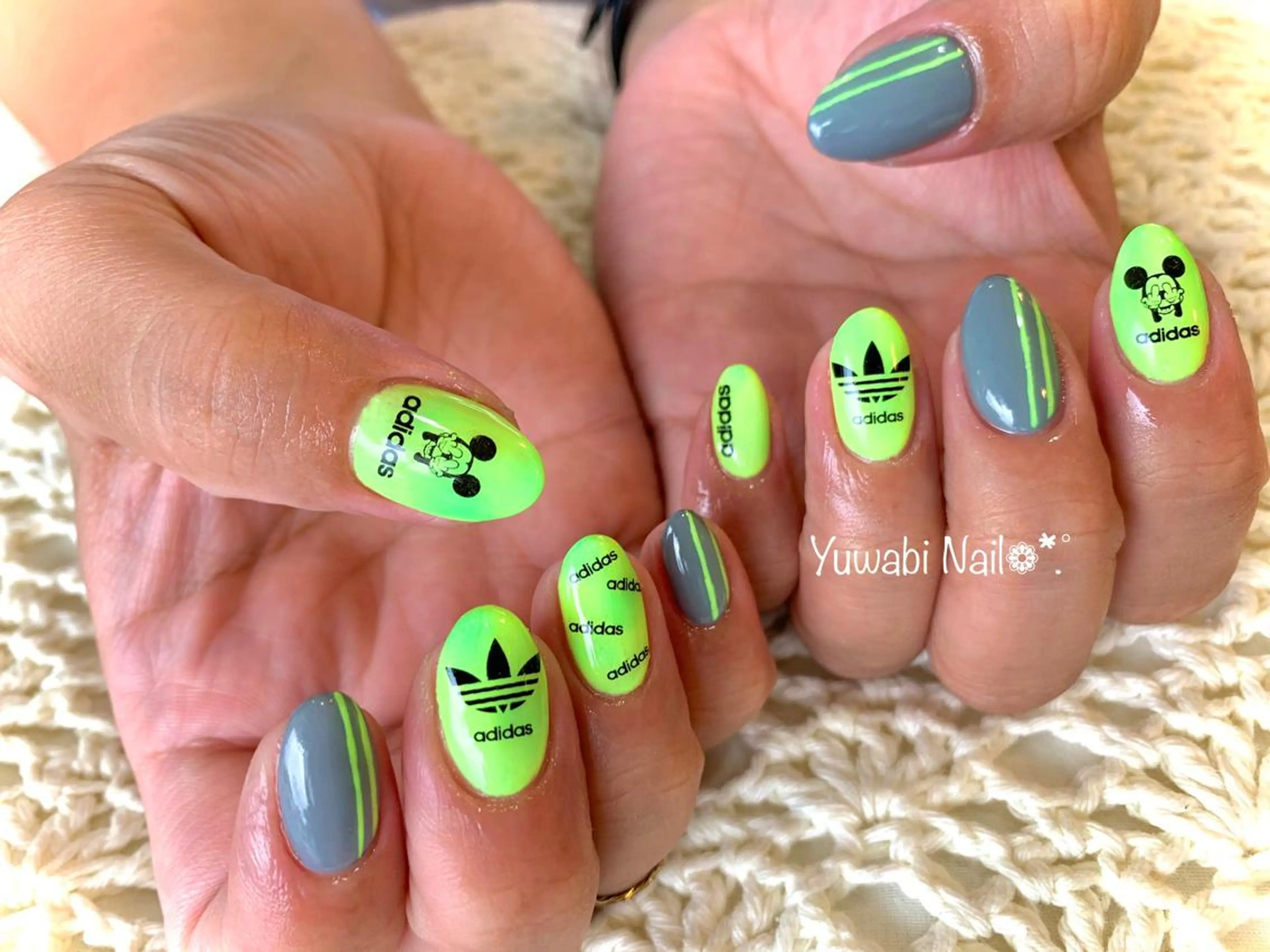 ネイル 夏ネイル ハンドネイル フットネイル Yuwabi Nail所属・Mimore ミモア 水戸のネイルデザイン