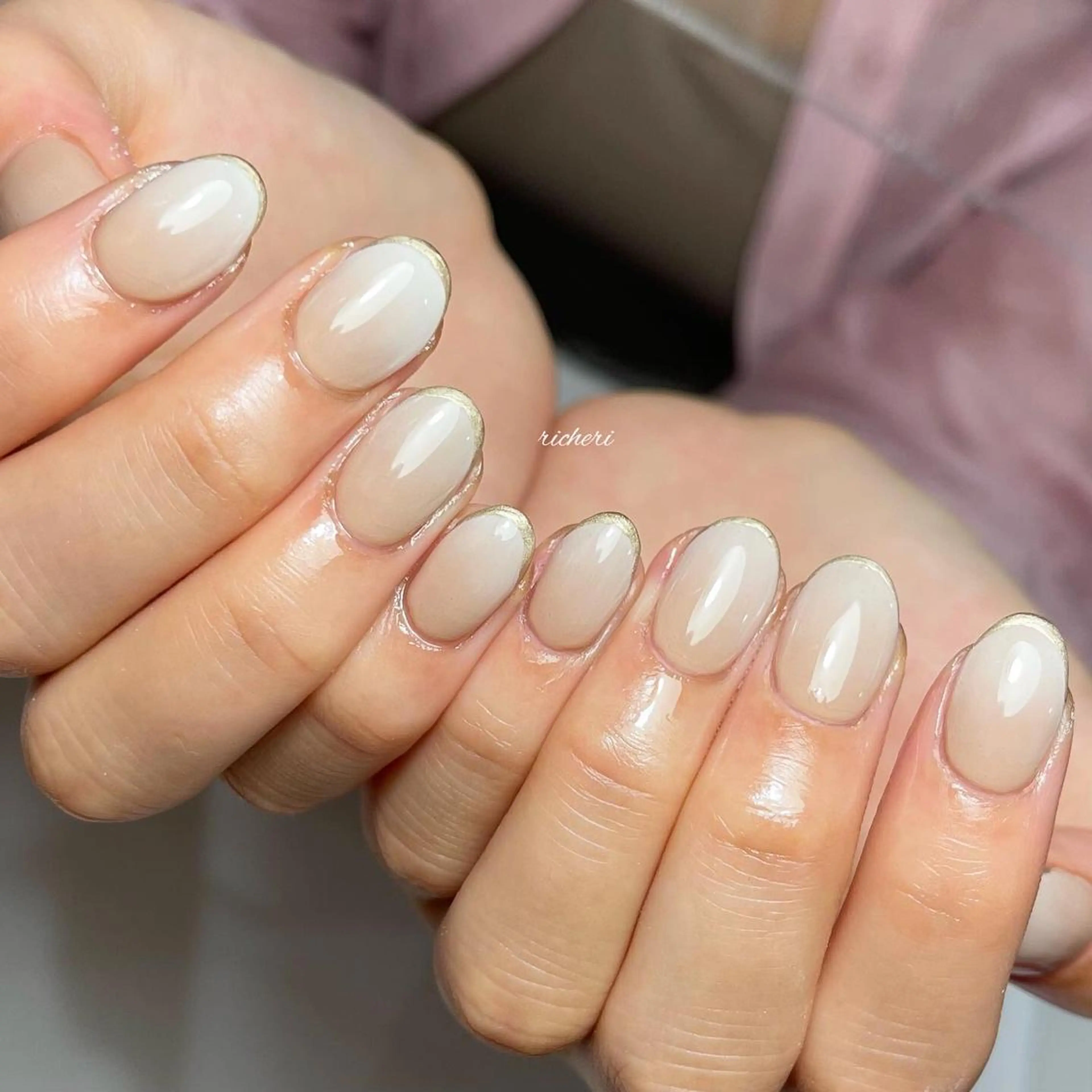 ミディアム ネイル 韓国風ヘア アートネイル フットネイル フレンチネイル ジェルネイル richeri beautyのエステ・リラクイメージ