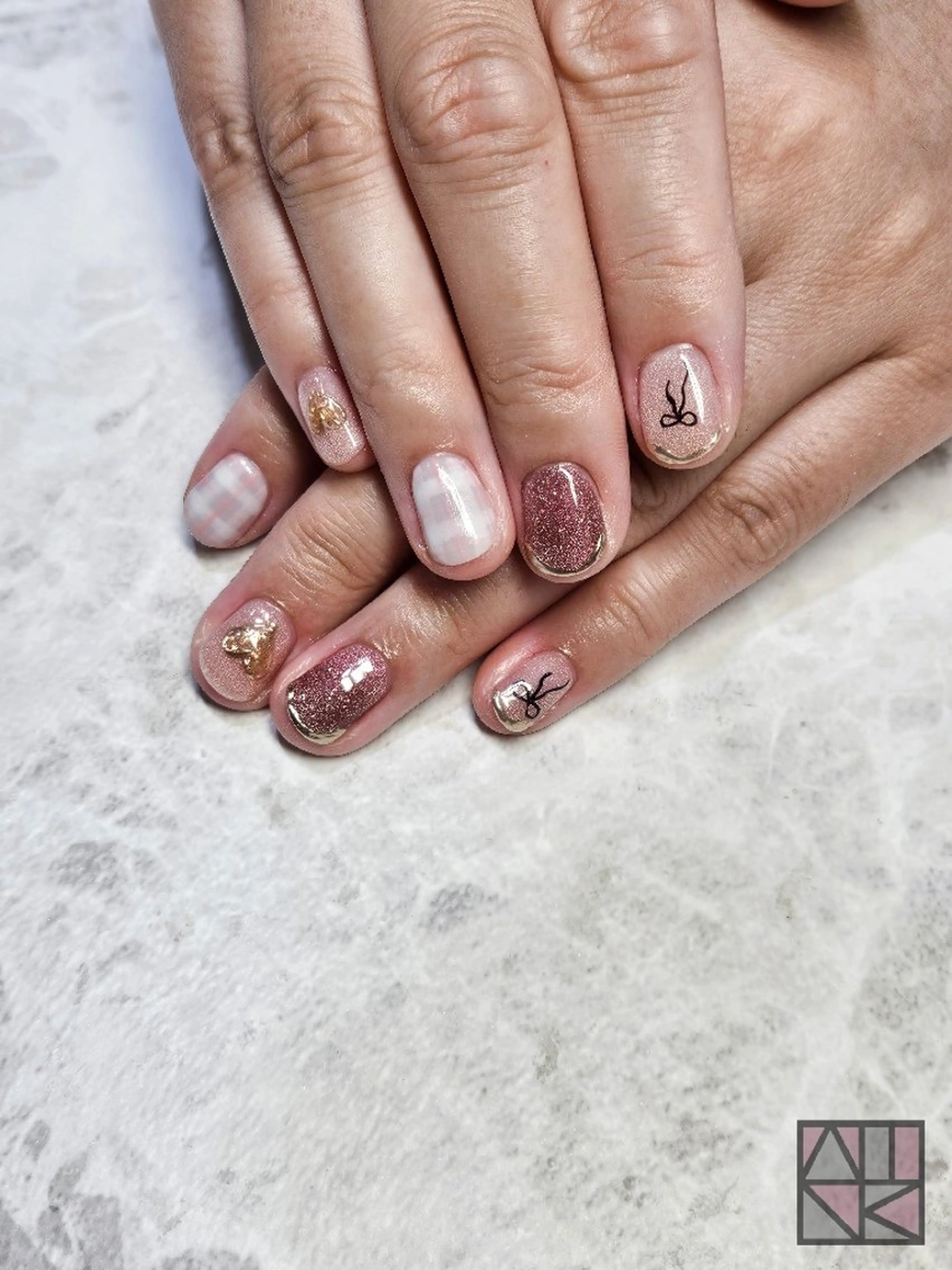 ネイル ハンドネイル WINK所属・吉澤 響香のネイルデザイン