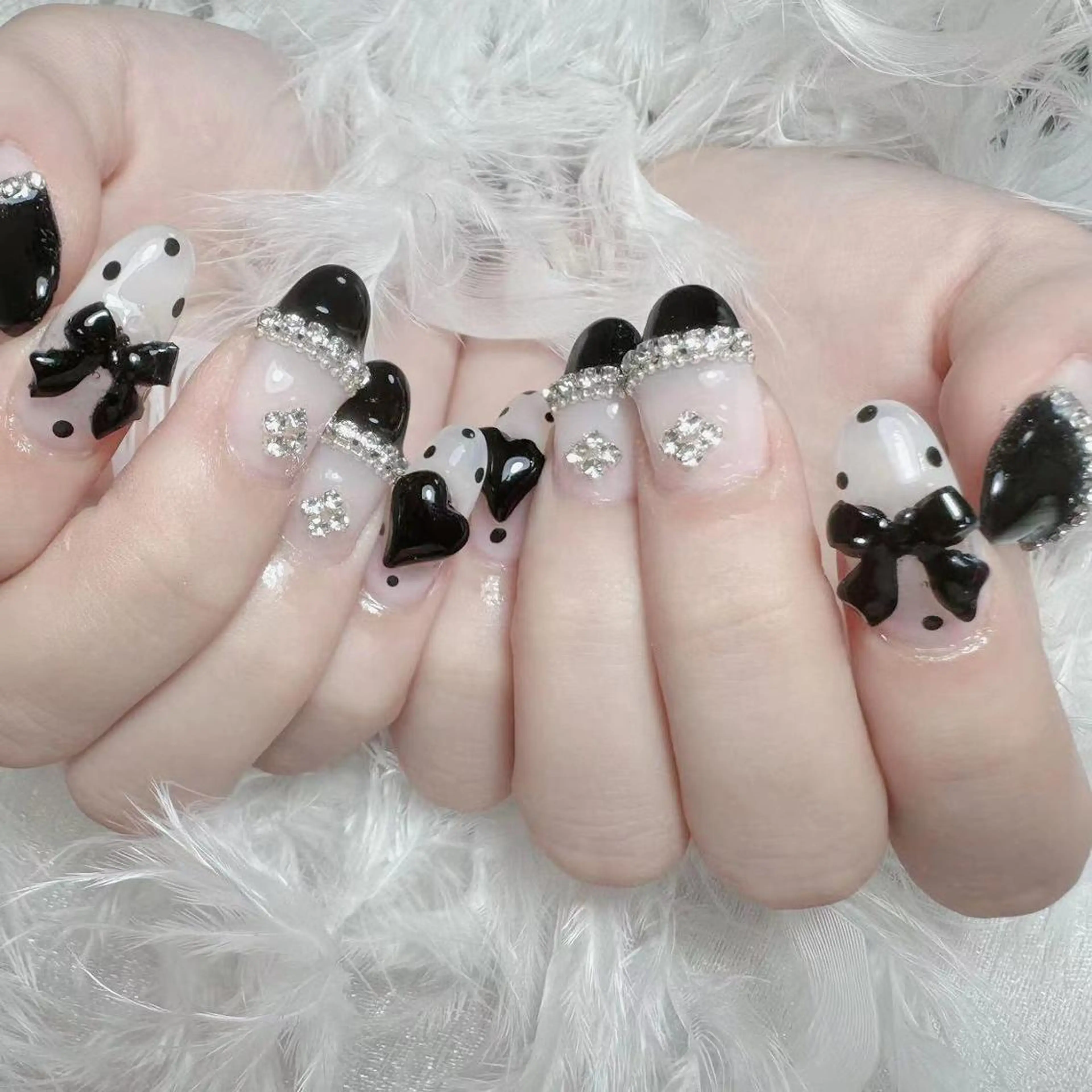 ネイル ハンドネイル ハンドケア Diamond 🚢のネイルデザイン