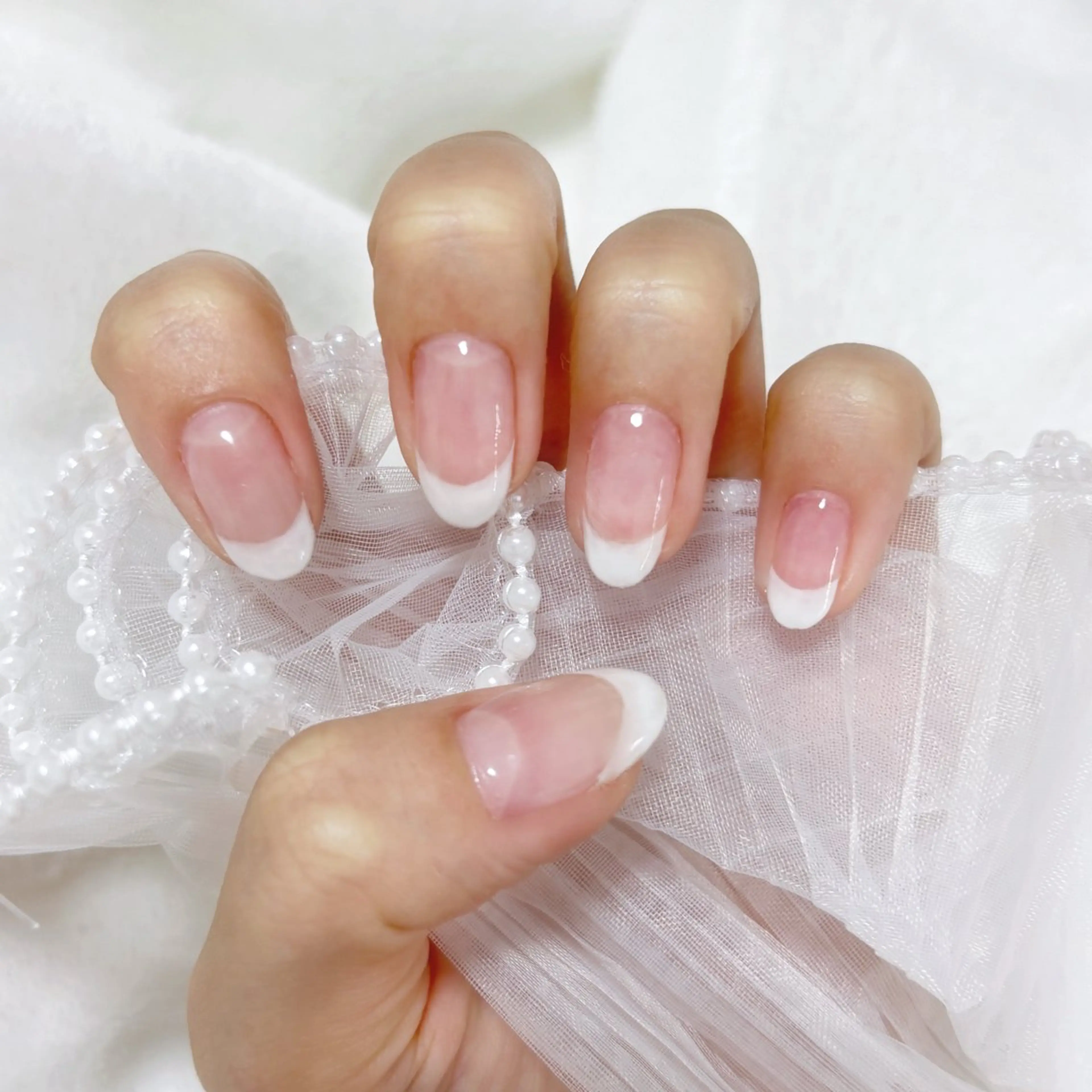 ︎︎☁(オフあり）白フレンチの写真