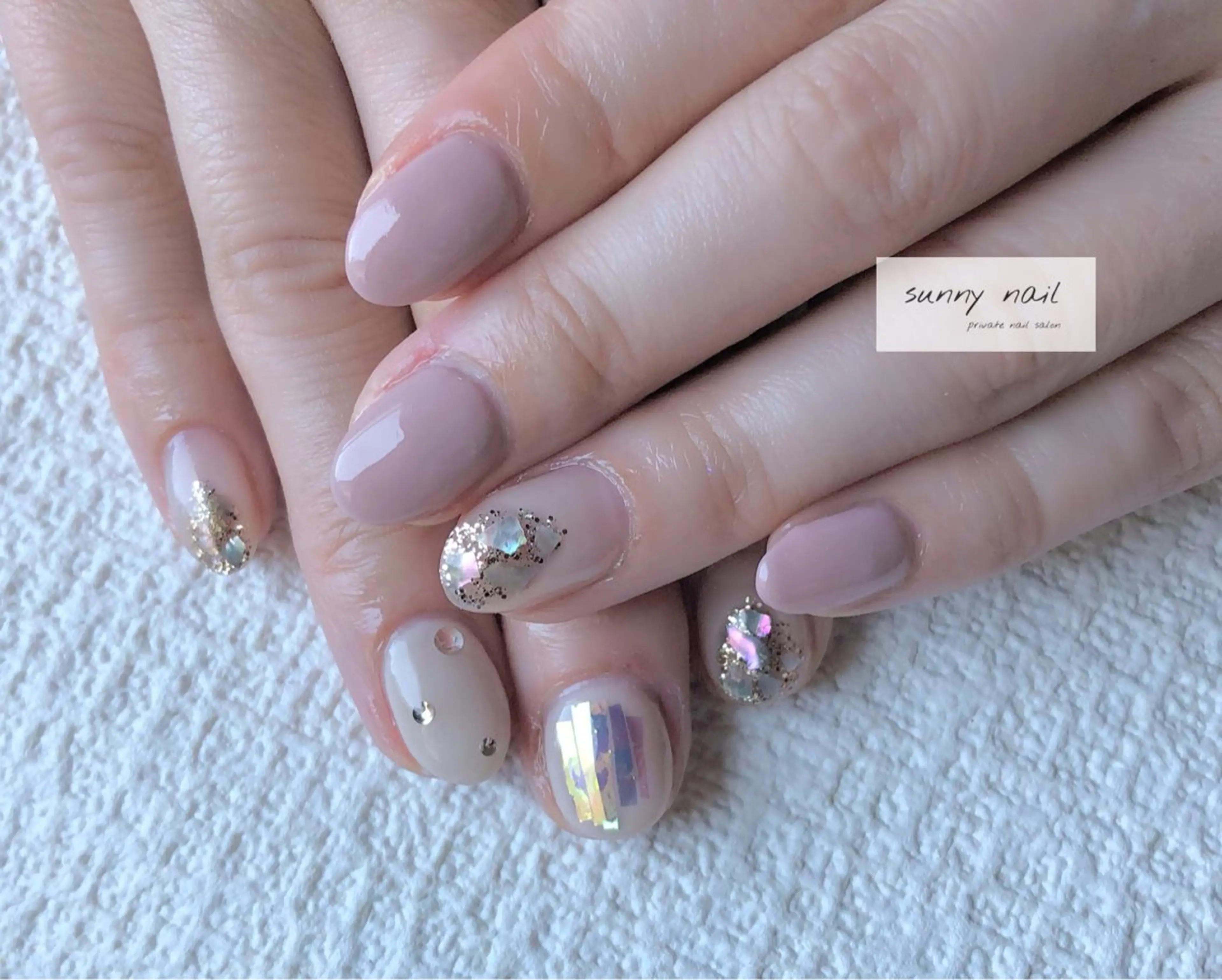 ネイル アートネイル カジュアル ジェルネイル ニュアンスネイル パラジェル sunny nailのネイルデザイン