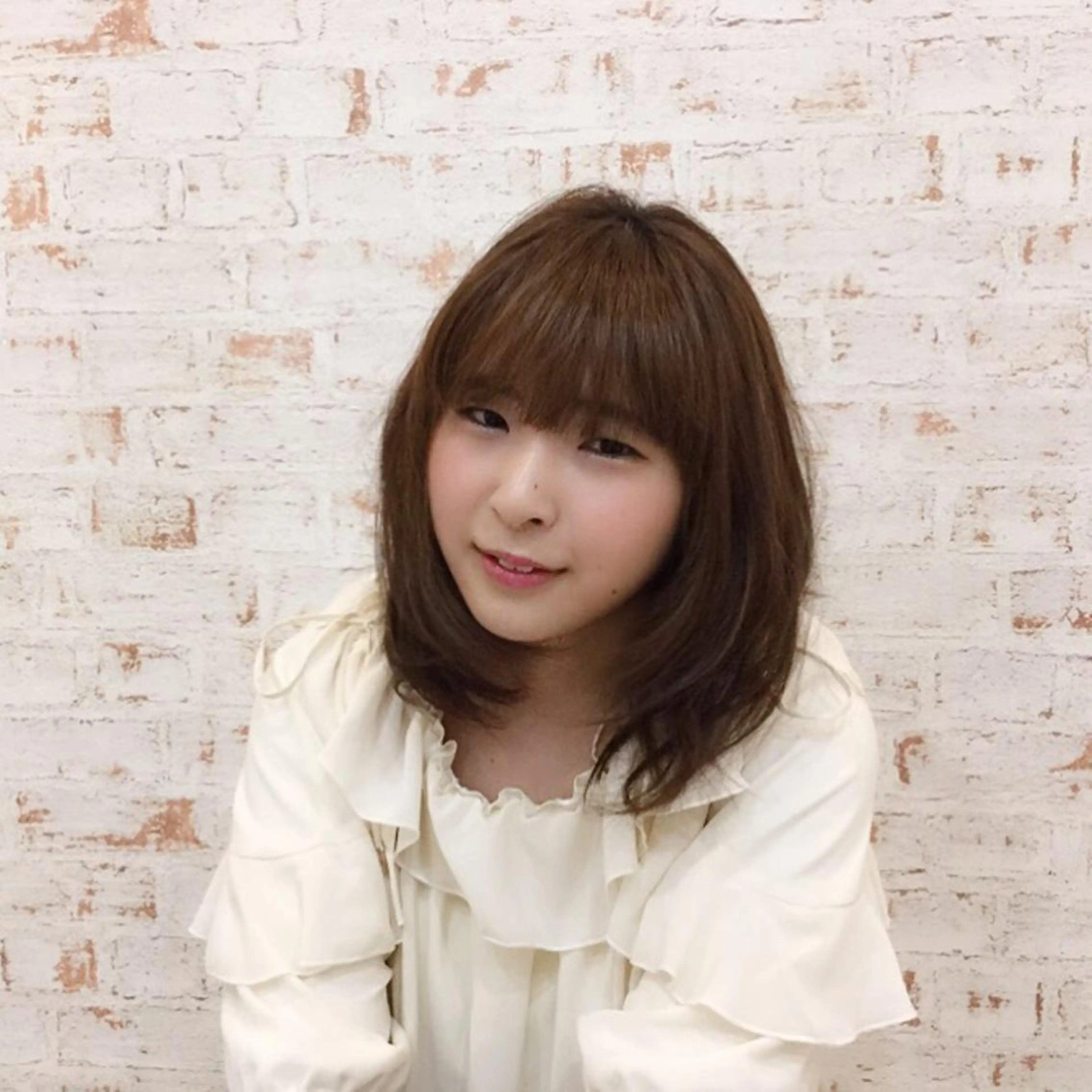 ミディアム カラー KAIzen. tomoのヘアスタイル