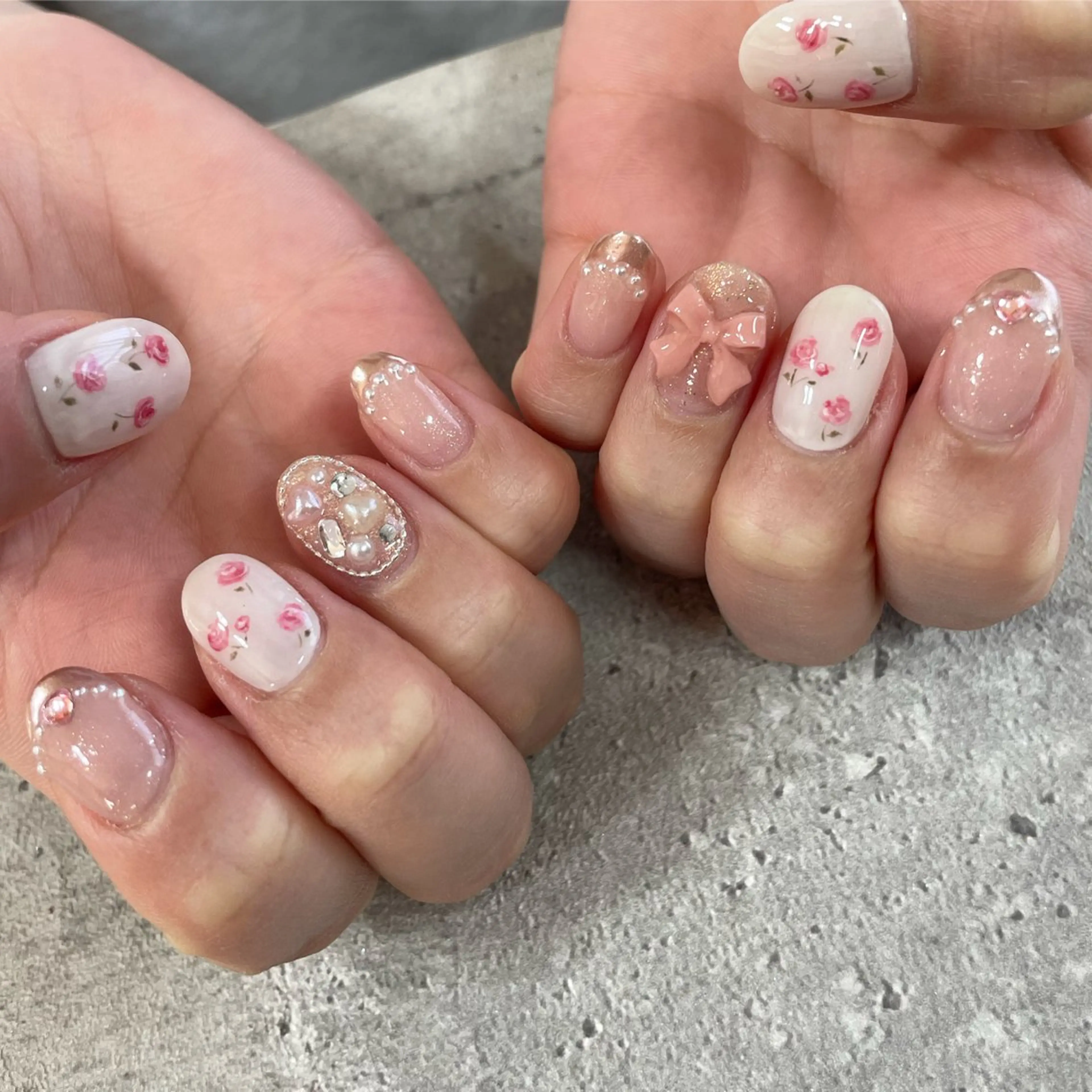 ネイル リボン 東 千夏のネイルデザイン