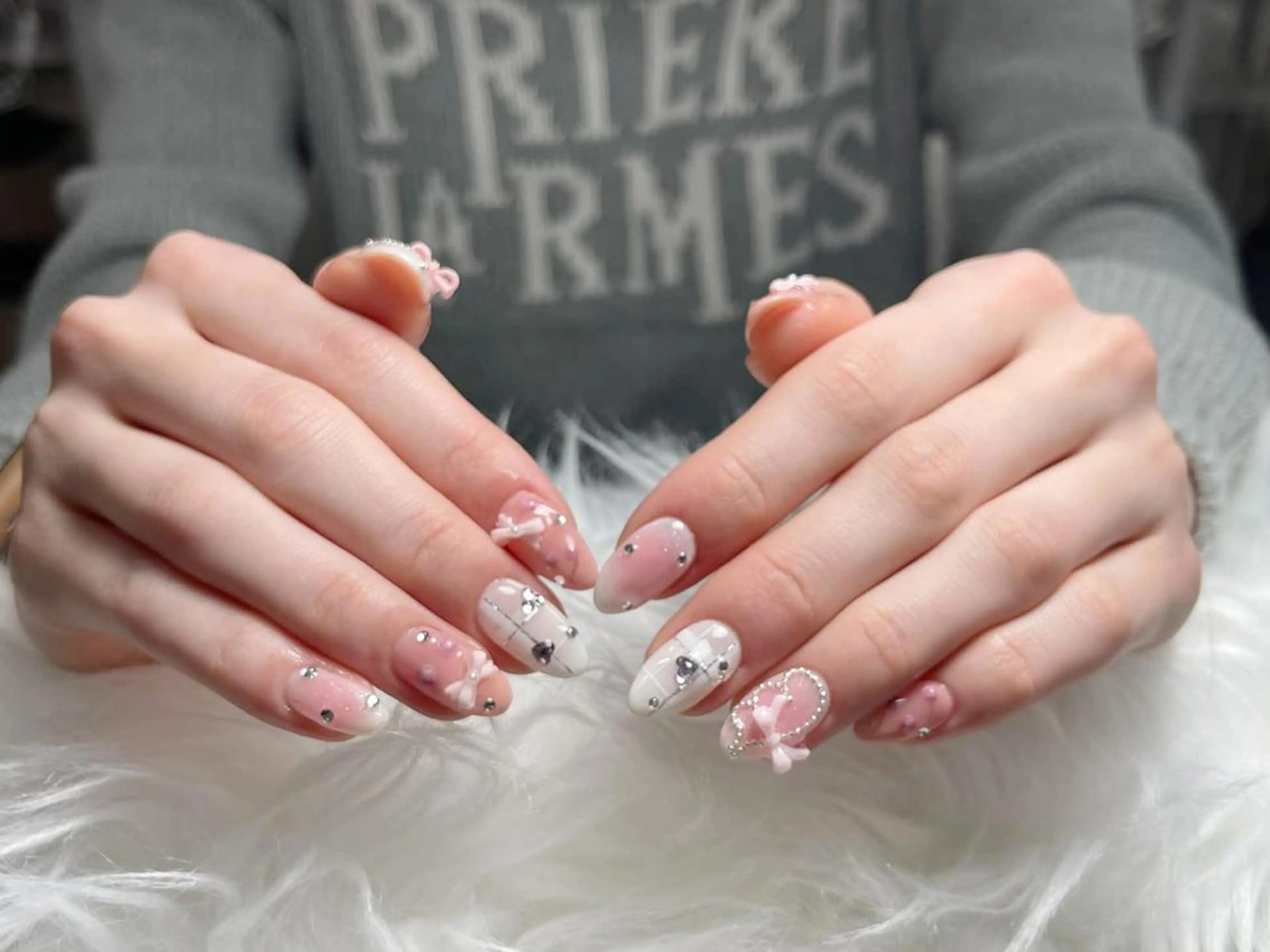 ネイル ボルドー チークネイル 長さ出し フレンチネイル ジェルネイル ハンドネイル Emi🌸Belle Nail Salonのネイルデザイン