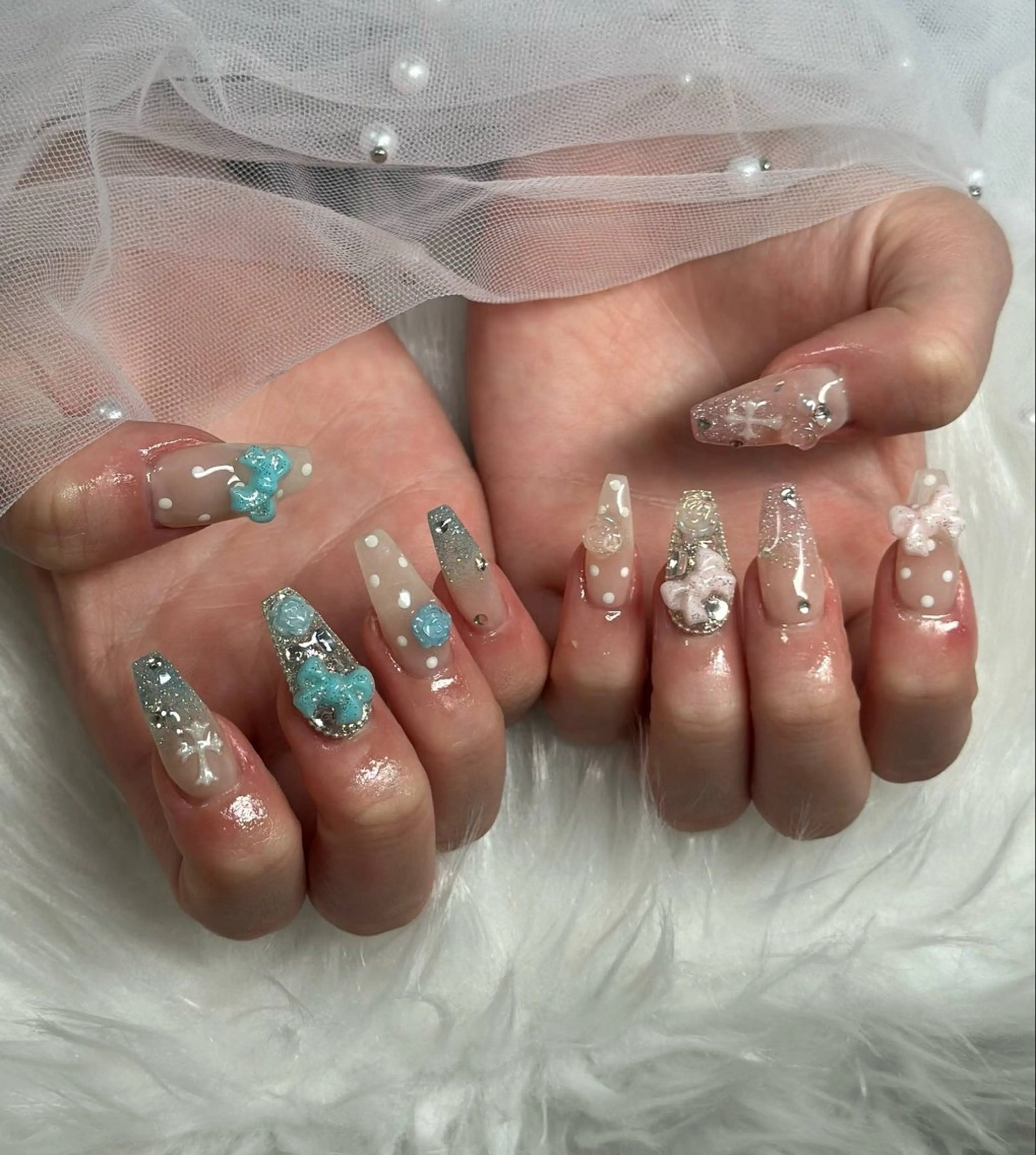 ネイル フレンチネイル ジェルネイル ガラスフレンチ ハロウィン ハート ハンドネイル H.baby Nail Salonのネイルデザイン