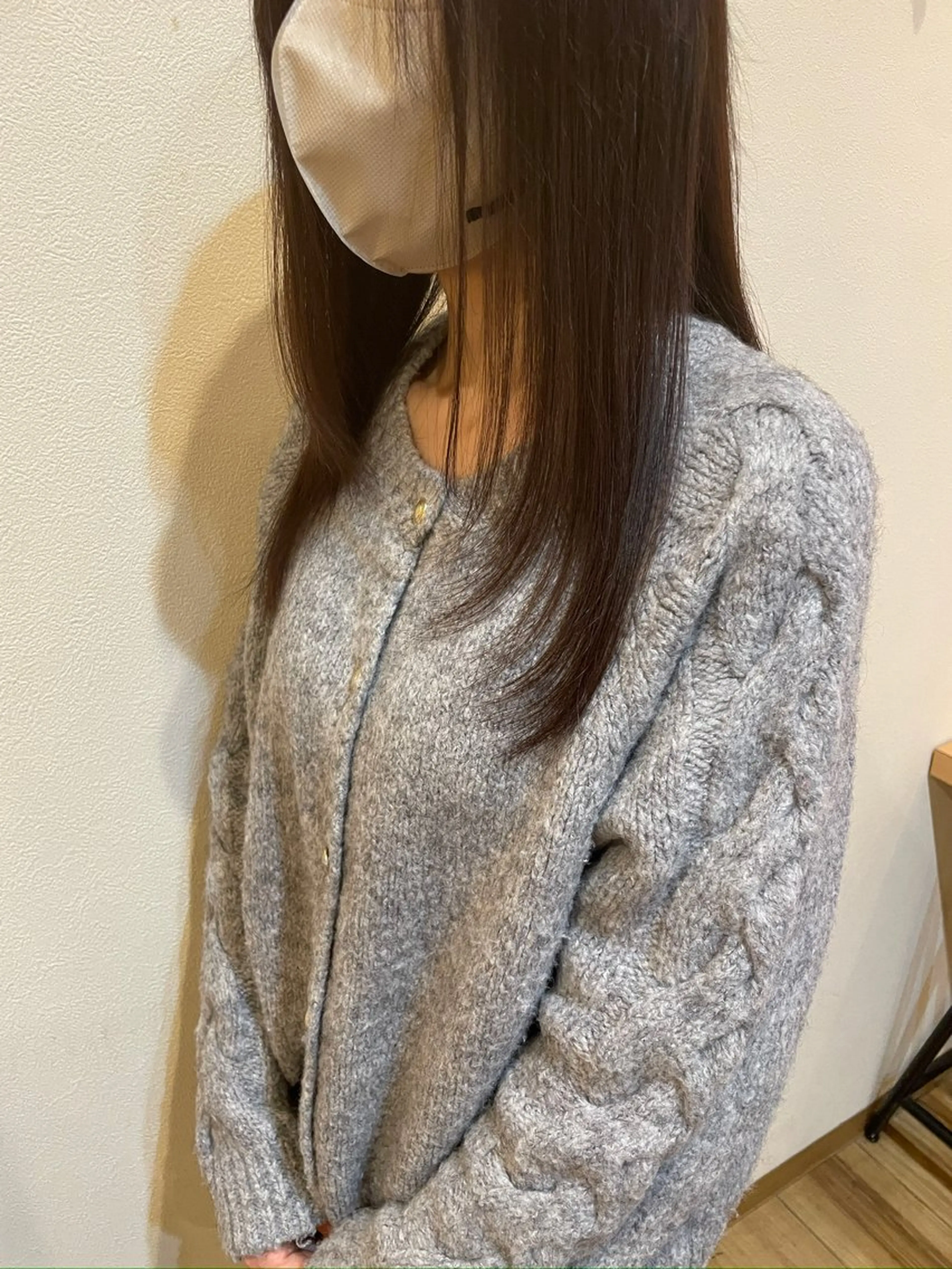 ロング 顔まわりレイヤー 顔周りカット レイヤーカット GARDEN es 緑井店所属・中村 樹菜のヘアスタイル