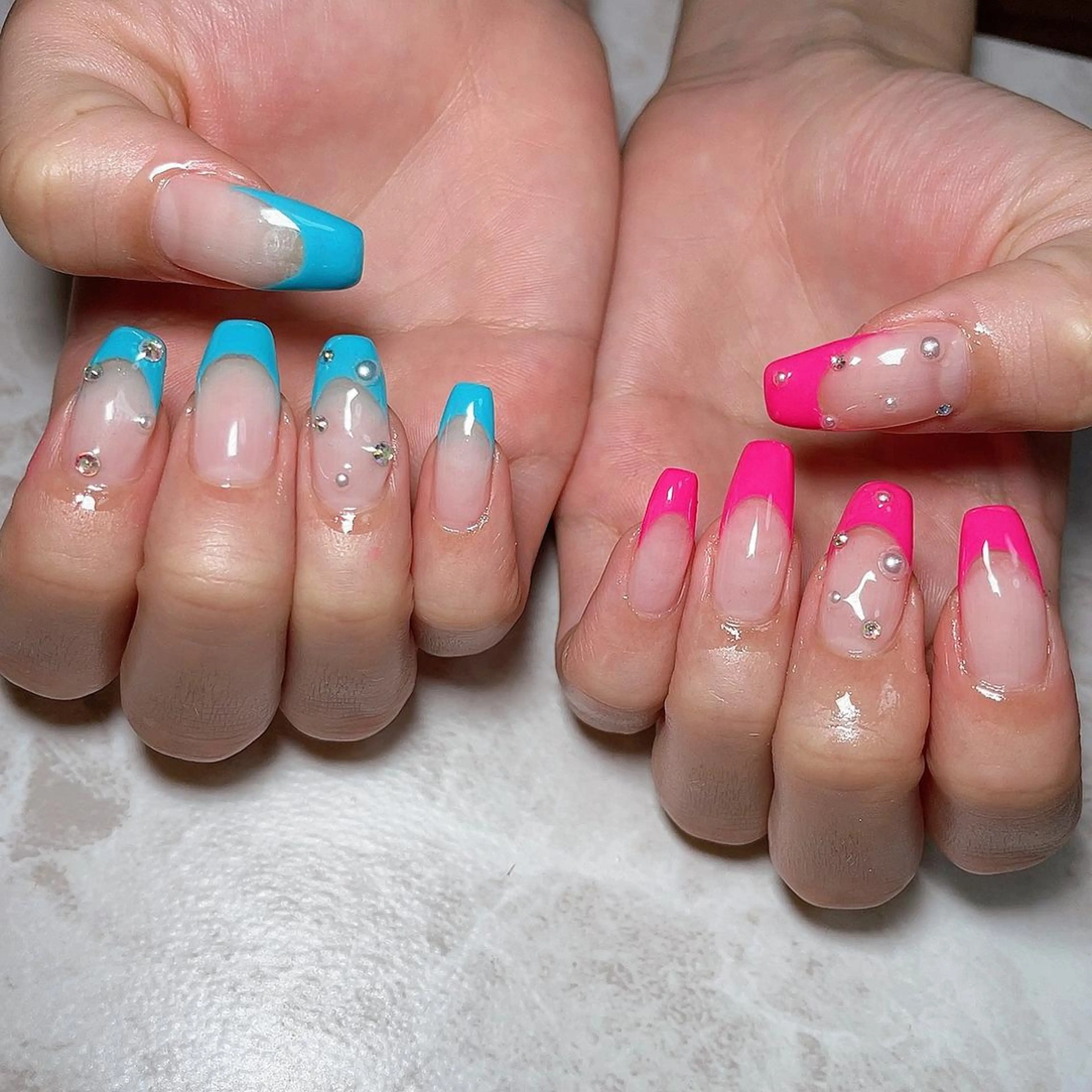 ミディアム 知花 梨花のネイルデザイン