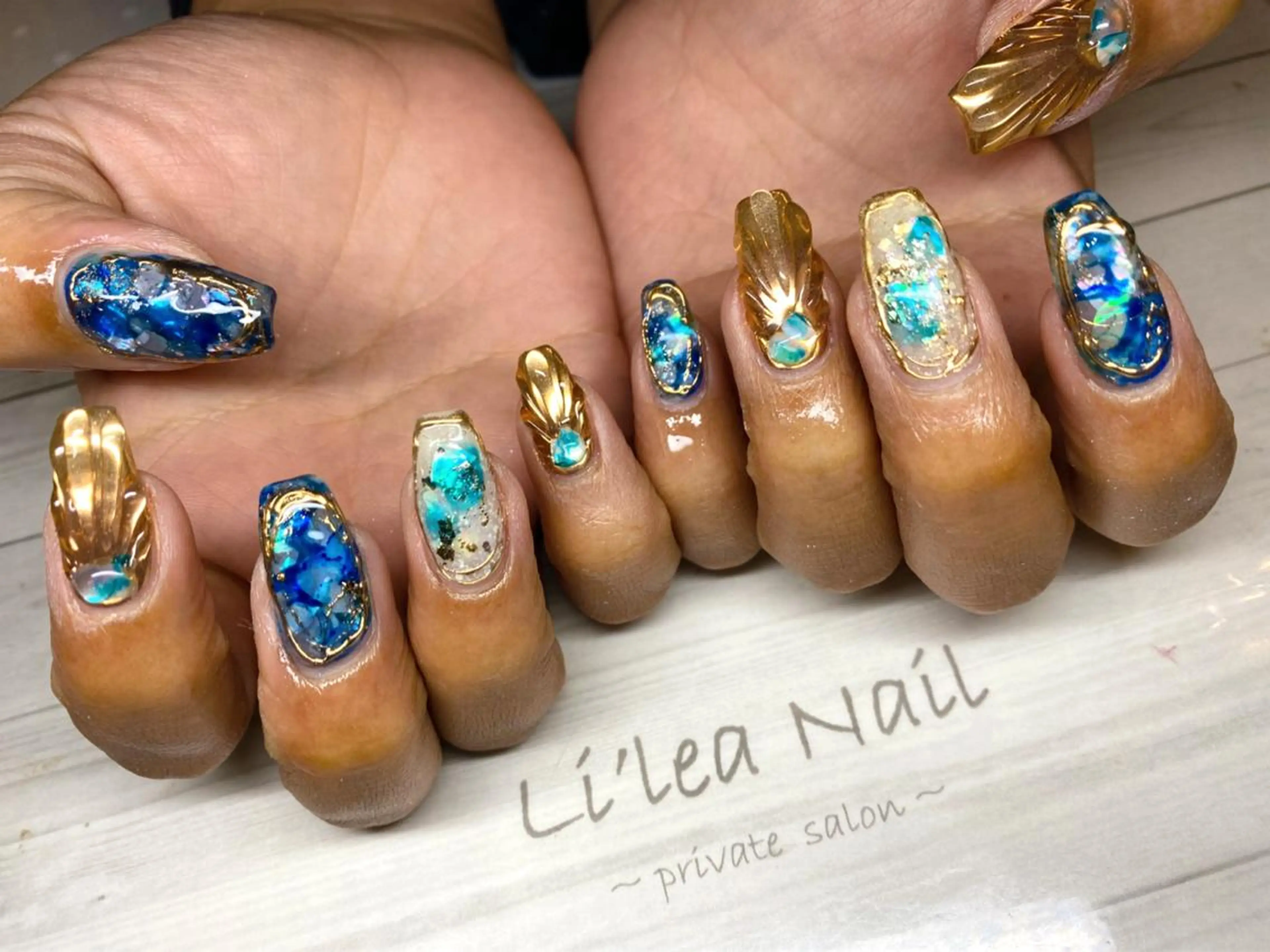 ネイル Li'leaNail AINAのネイルデザイン