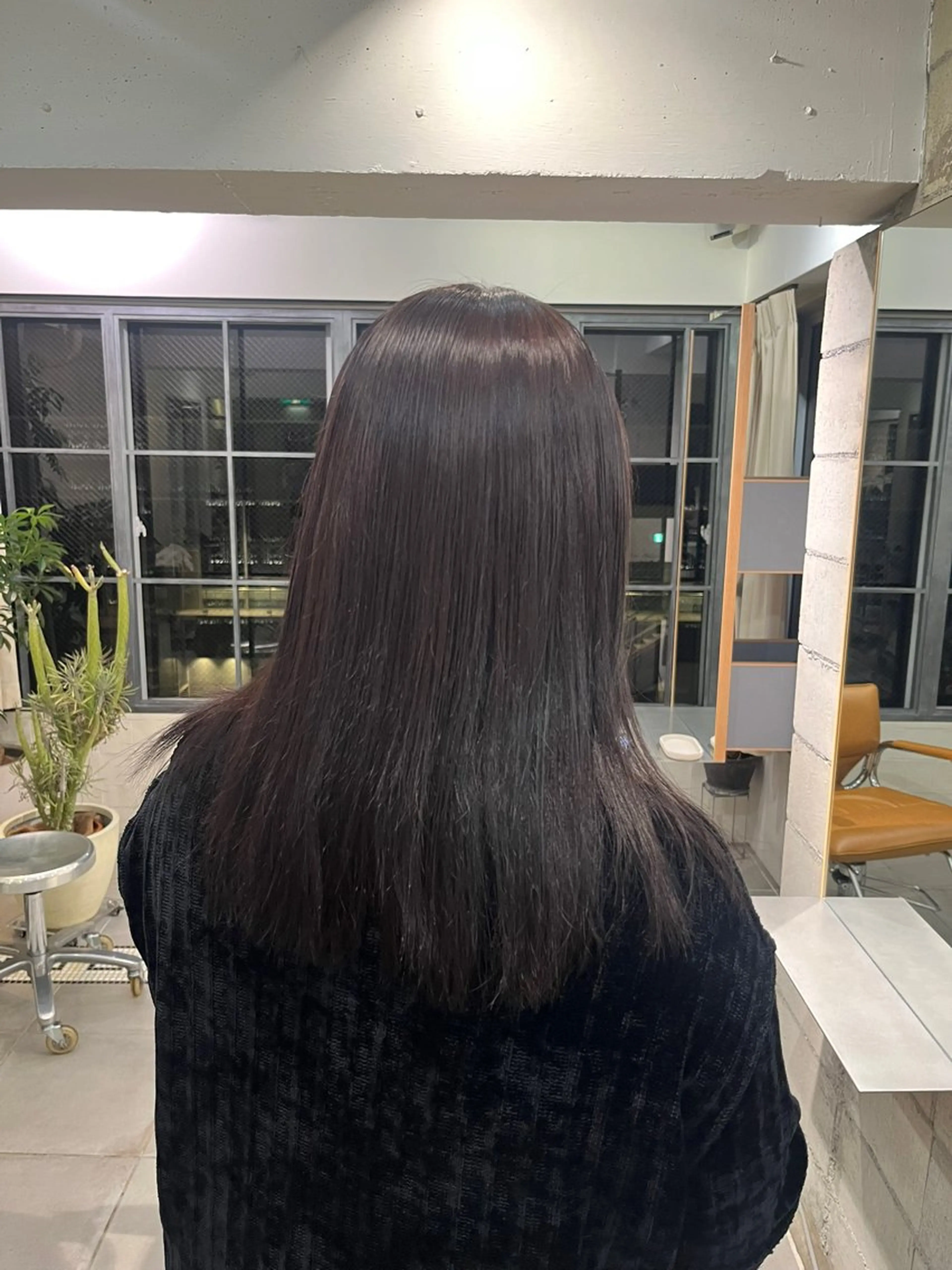 ロング カラー 透明感カラー グレージュ ラベンダーカラー ラベンダーグレージュ ラベンダーグレー ヘアカラー くすみカラー/ パーマ/ろーれんのヘアスタイル