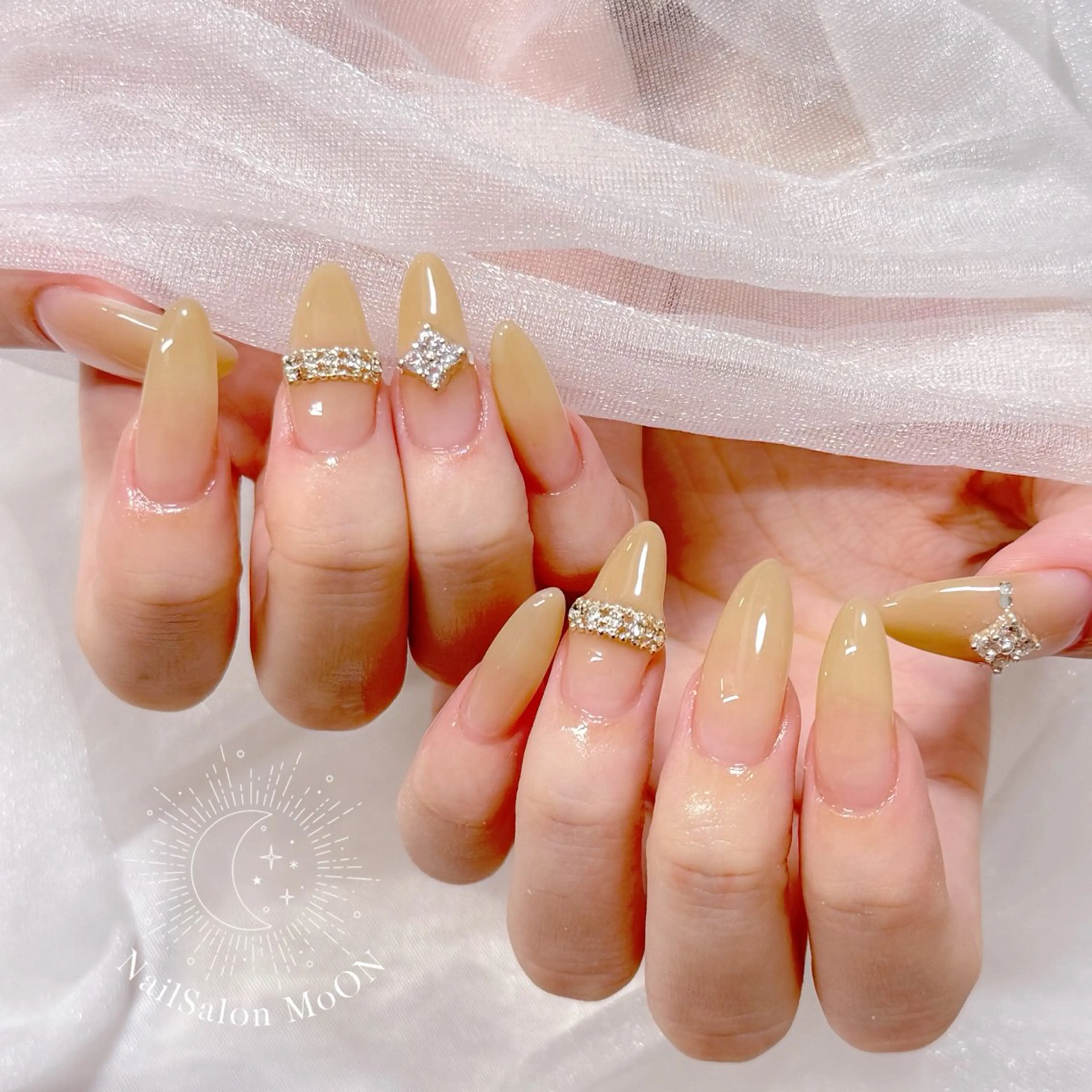 ネイル ハンドネイル ハンドケア MoON...❤︎ MeGuのネイルデザイン