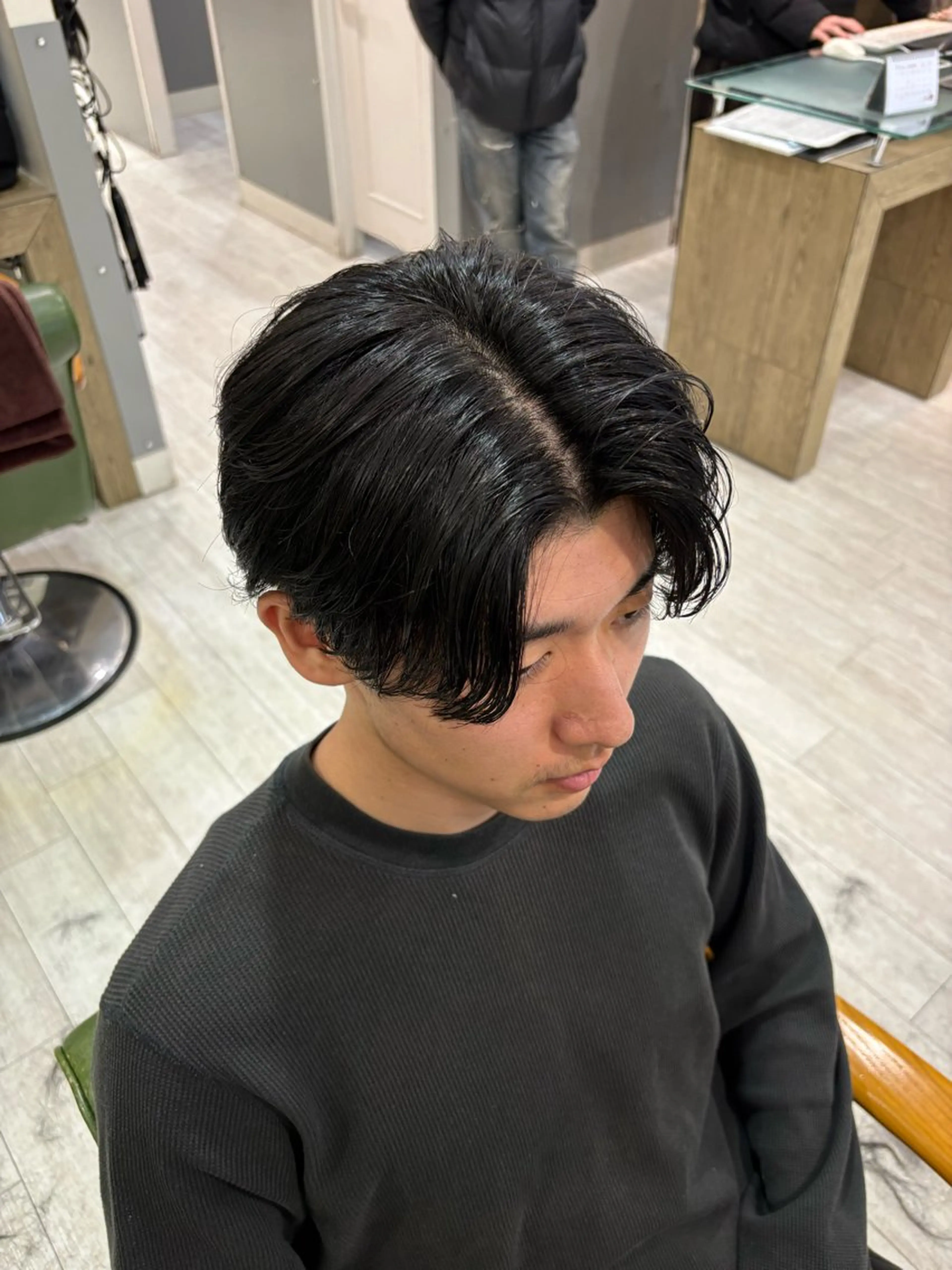 メンズ センターパート カット 【メンズ専門‼️】 中林良嘉のヘアスタイル