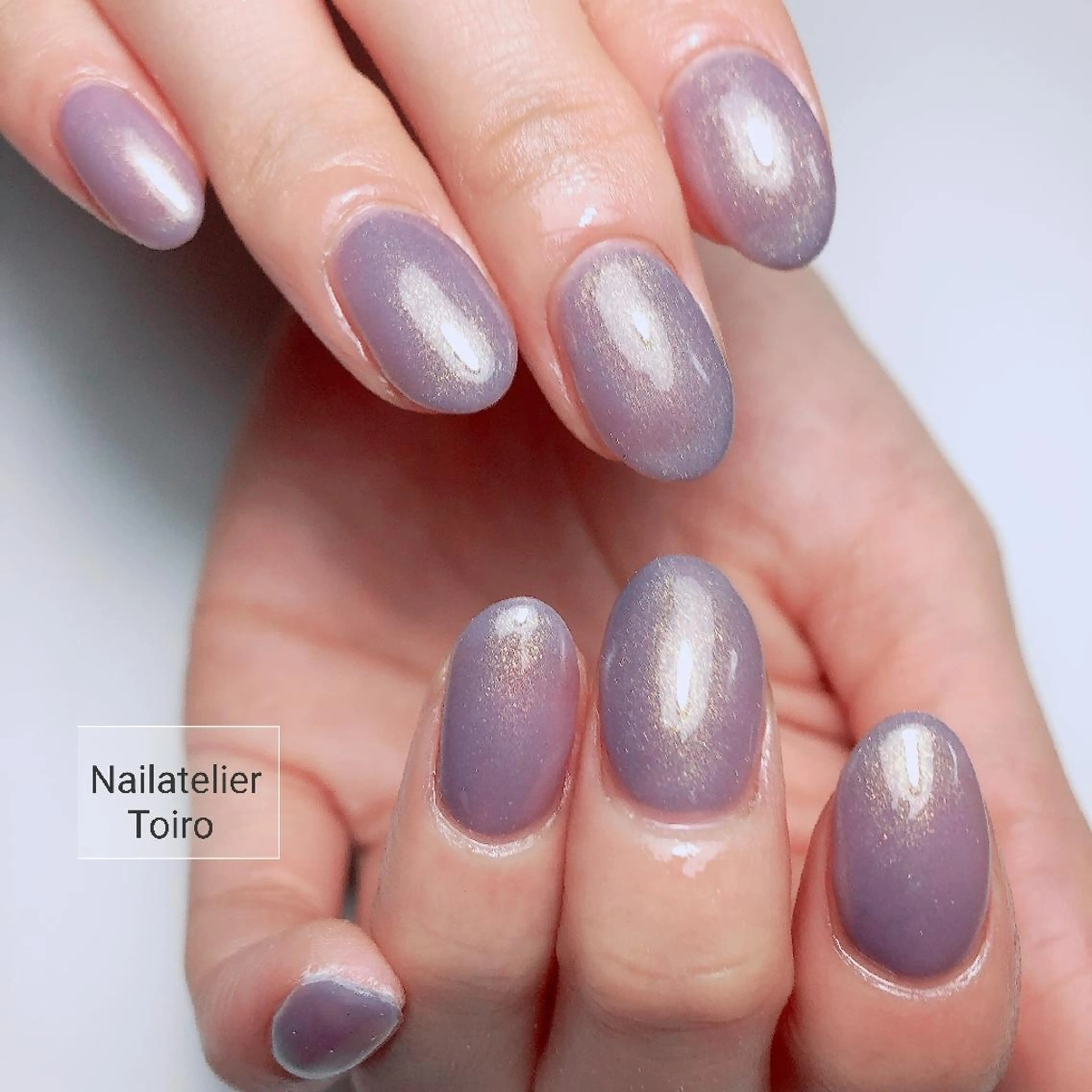 ネイル ミディアム パープルカラー ブルー ゴールド ラメ(グリッター) ワンカラーネイル ☺︎山部 志麻☺︎のネイルデザイン