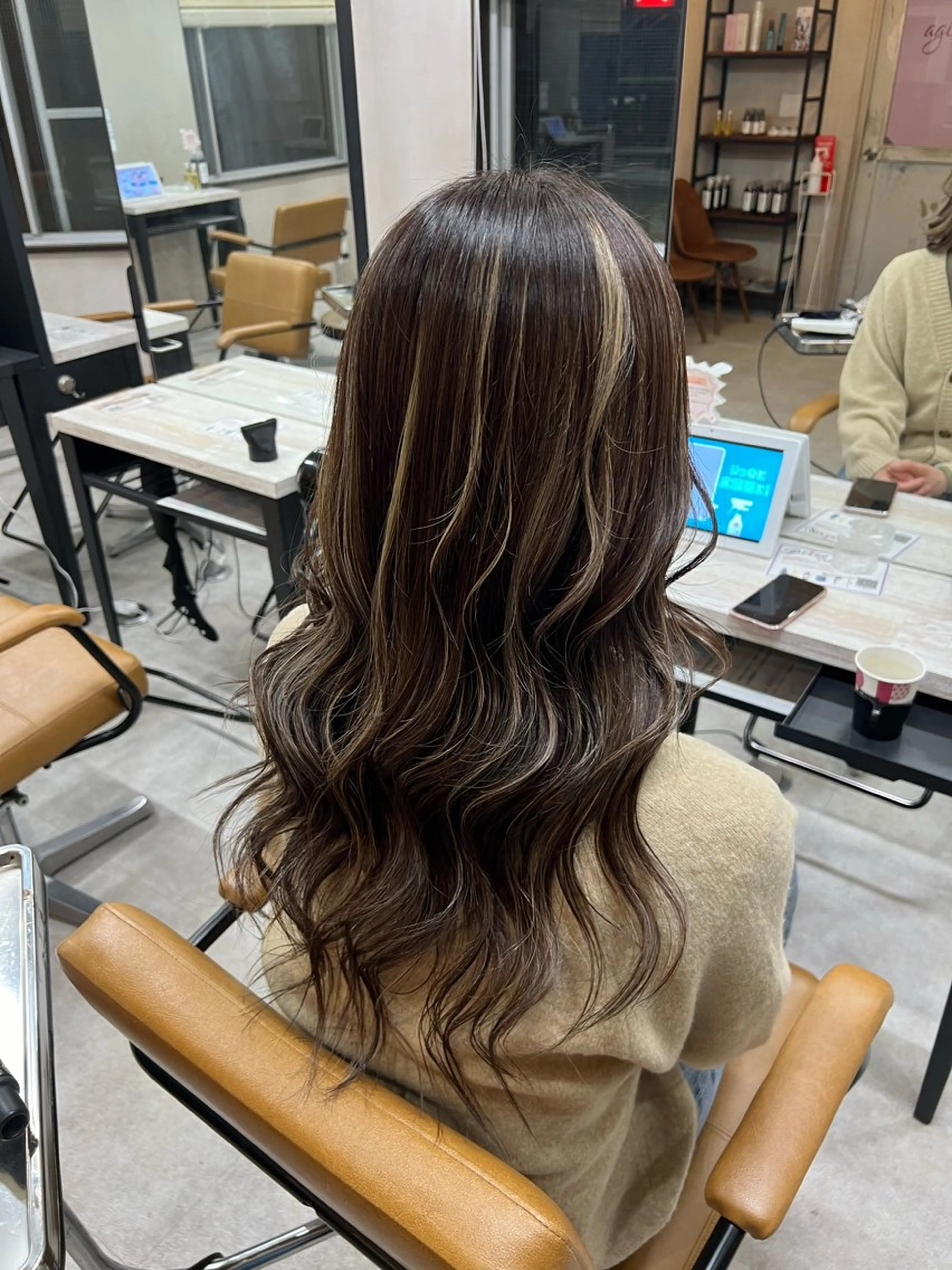 【平日限定】🥥カット+ハイライト+トリートメント🥥の写真