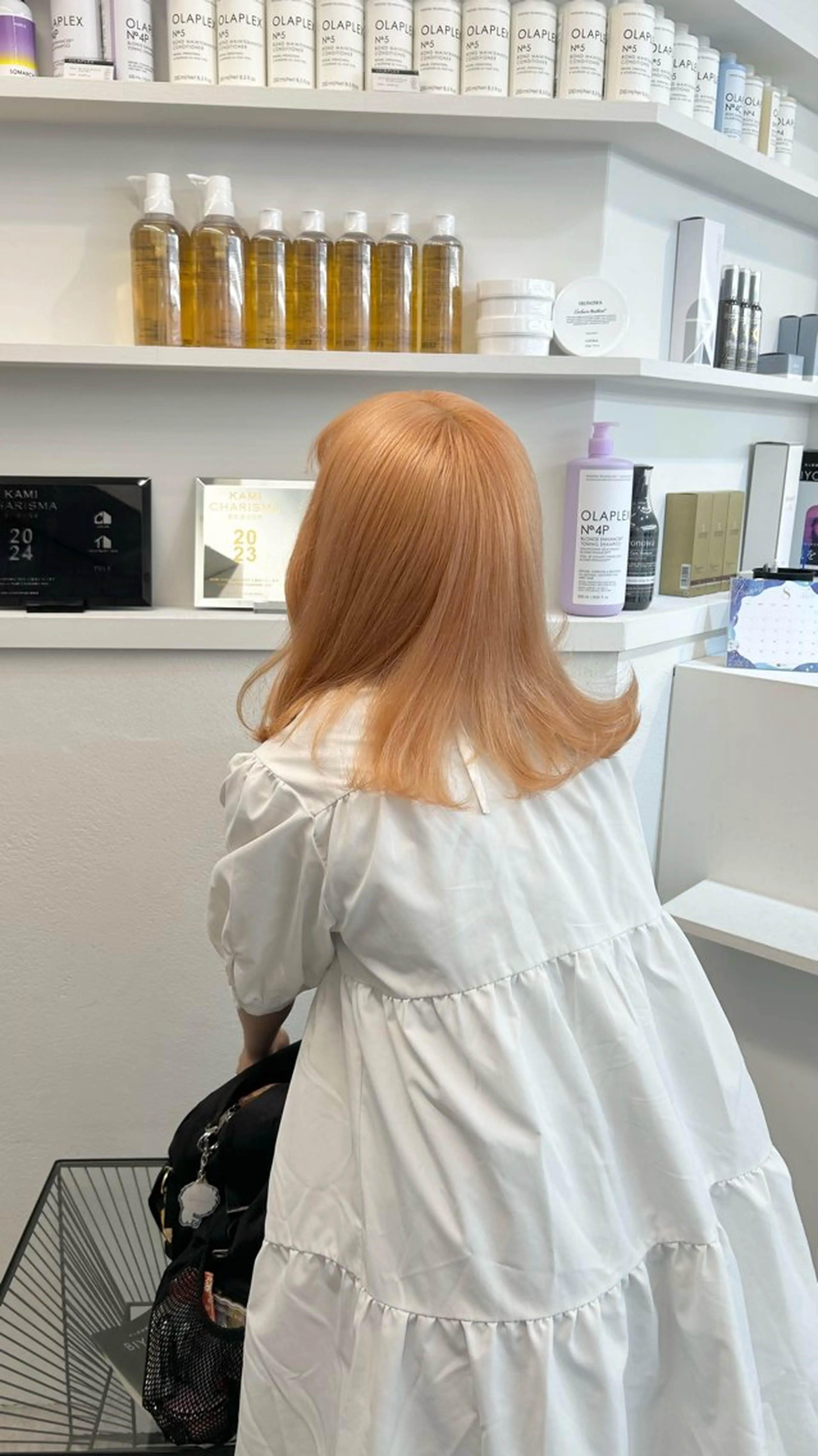 ミディアム カラー ボブ 顔周りカット 韓国風ヘア レイヤーカット 似合わせカット PELE所属・愛されミルクティー 💍🎀yuiのヘアスタイル