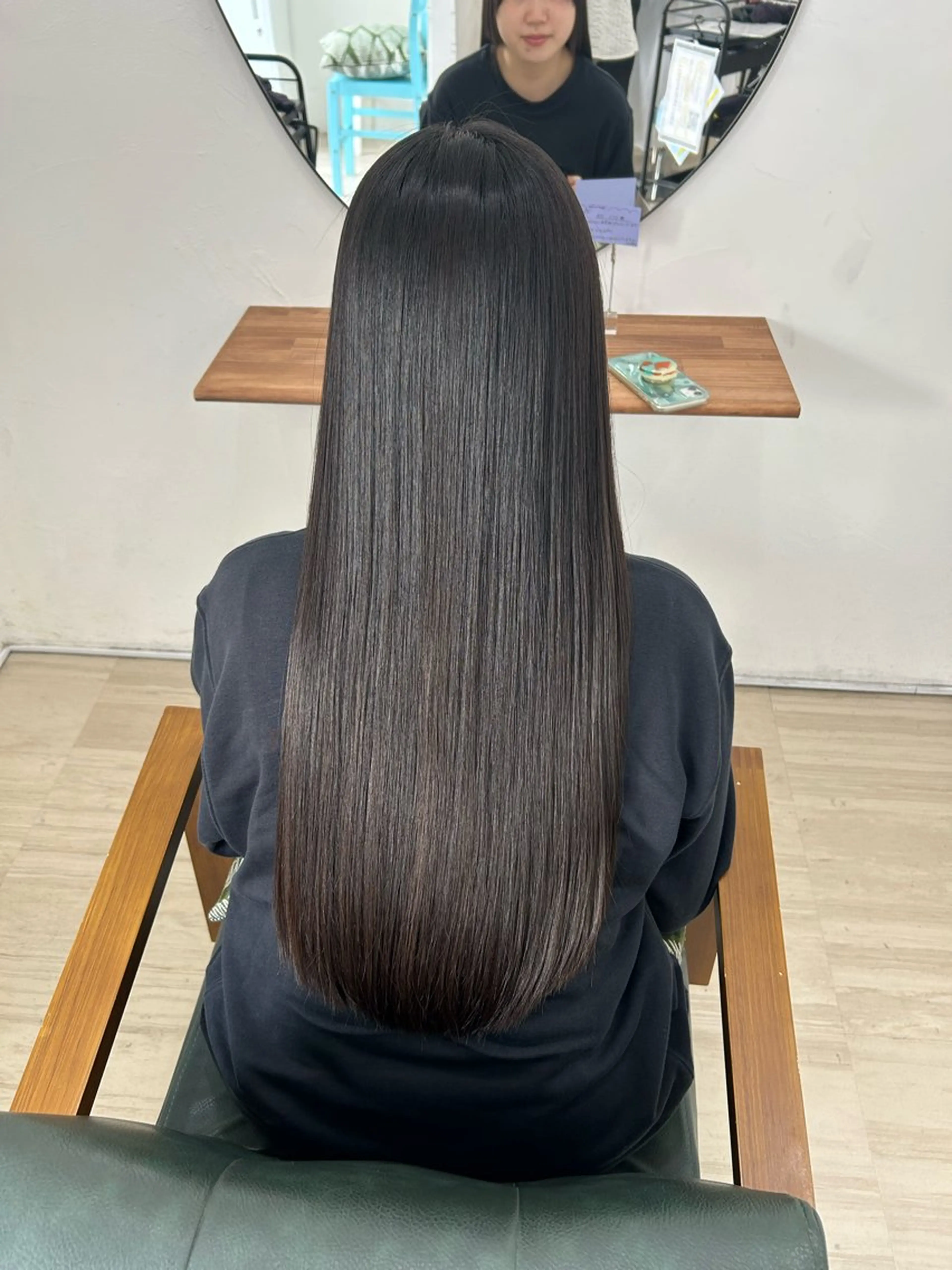 ロング 縮毛矯正 MaRlen所属・白澤 彩恵のヘアスタイル