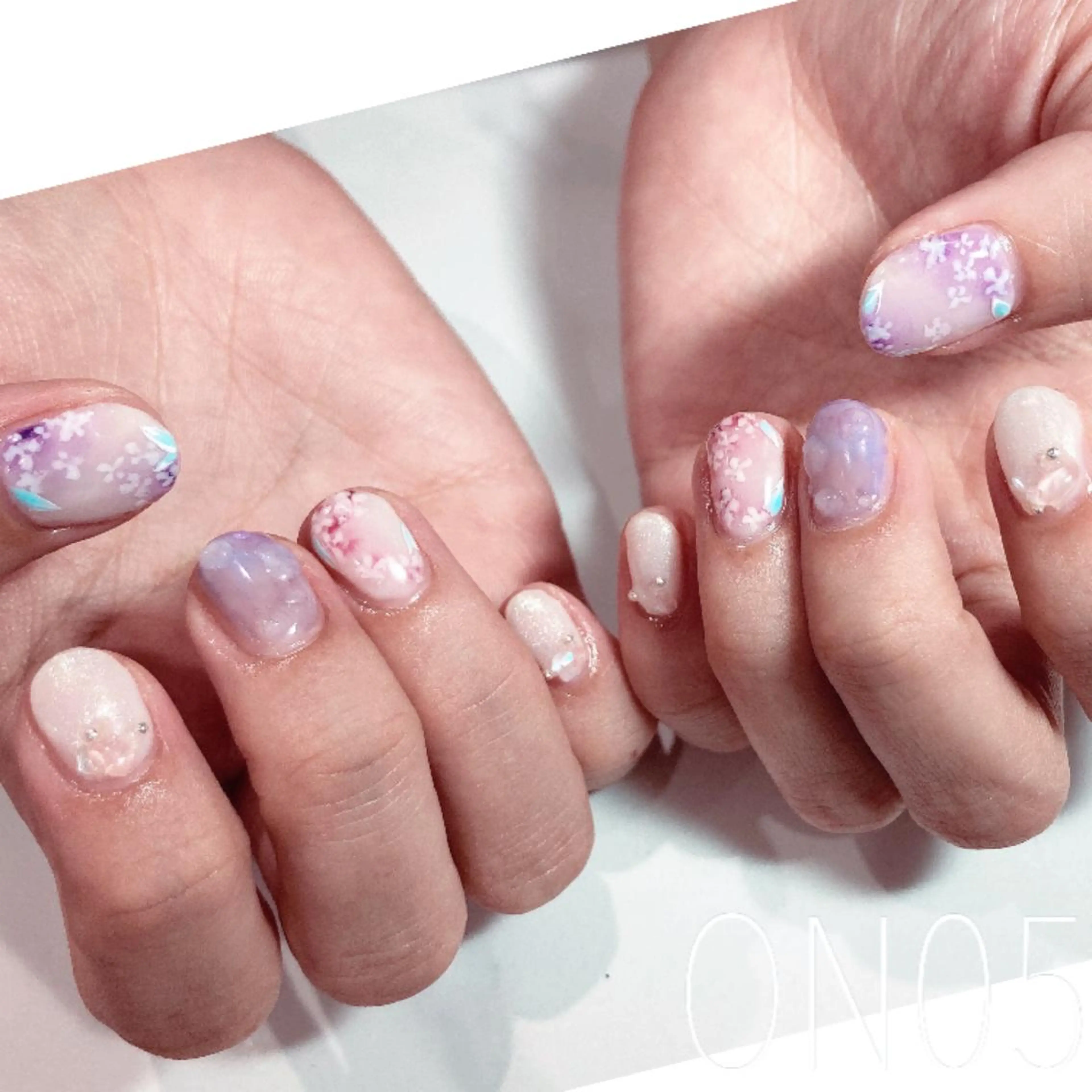 ネイル 園 寛子 （ネイリスト）のネイルデザイン