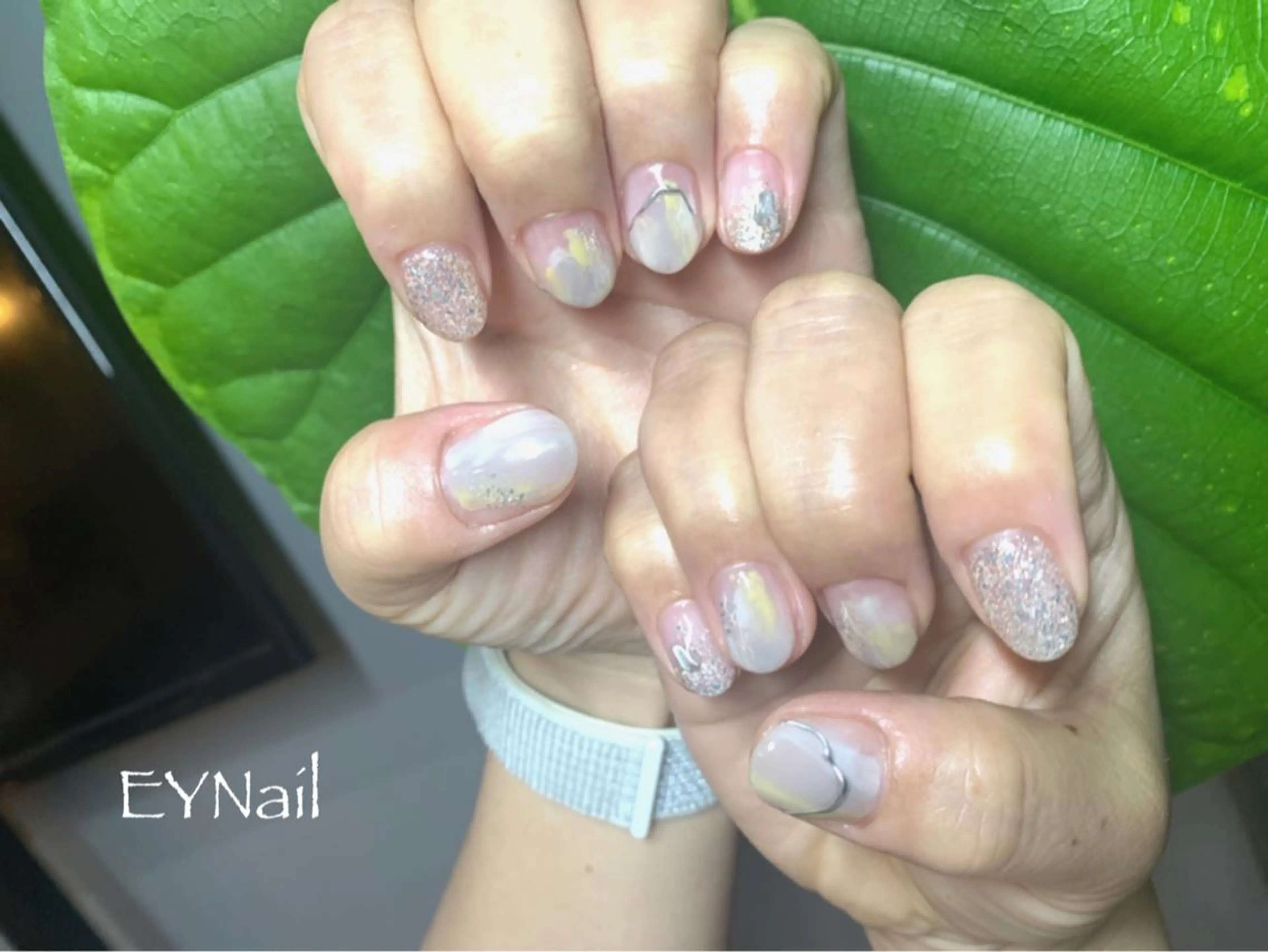 ネイル EYNail所属・EYNail Eriのネイルデザイン