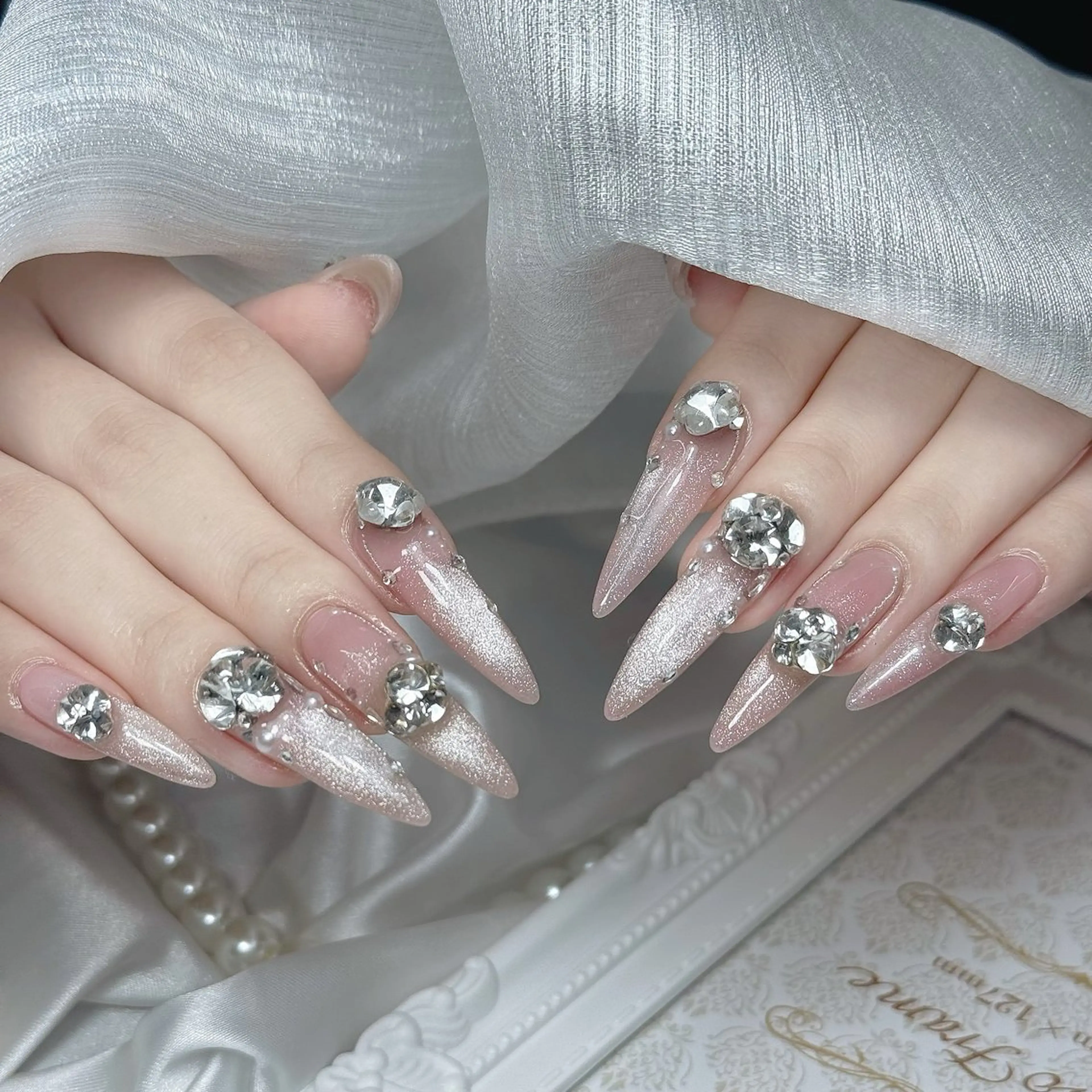 ネイル ハンドネイル ハンドケア 🌸Hana 🌸のネイルデザイン