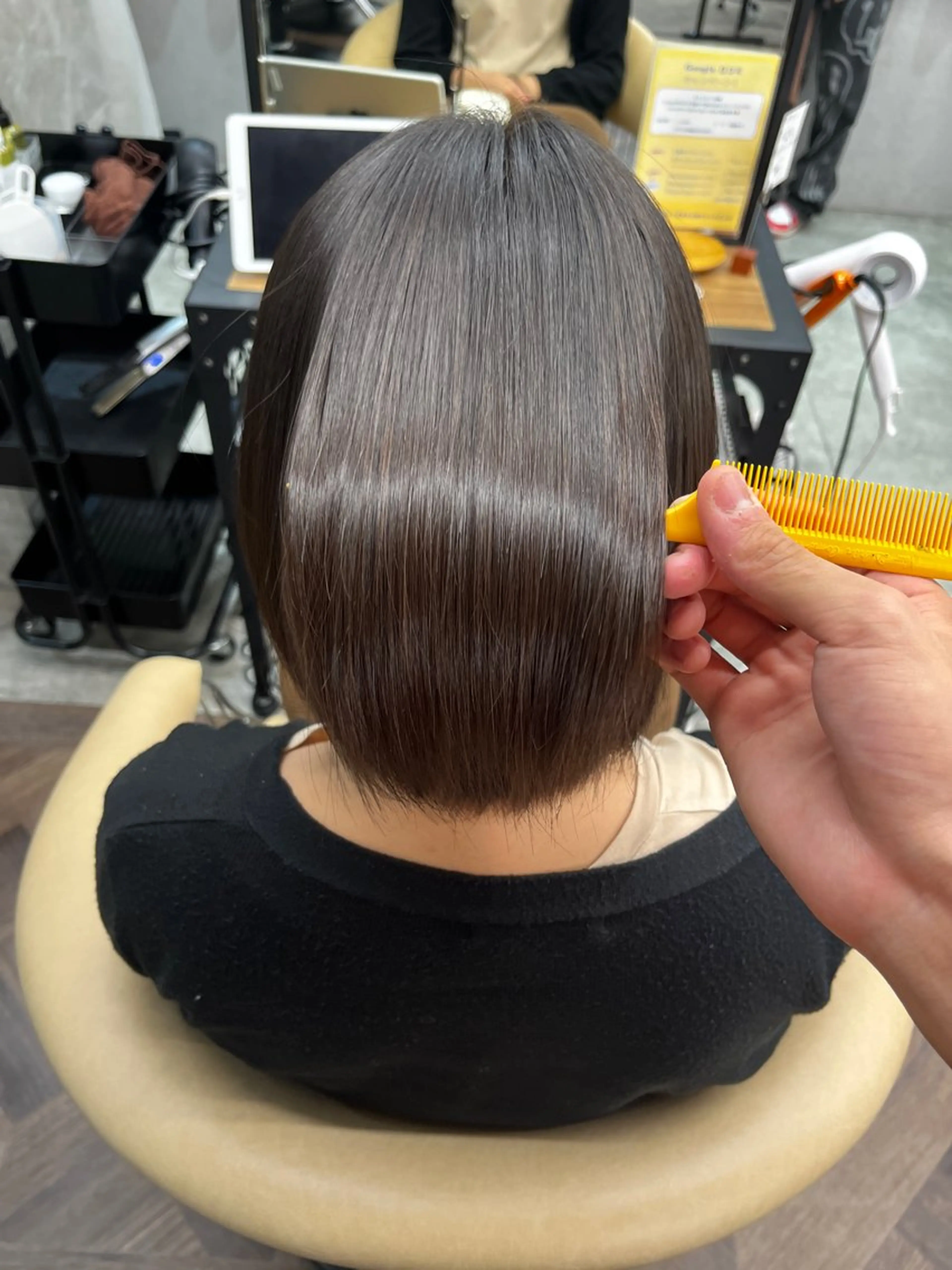 ショート ハイトーン/横浜 /伊藤　怜のヘアスタイル