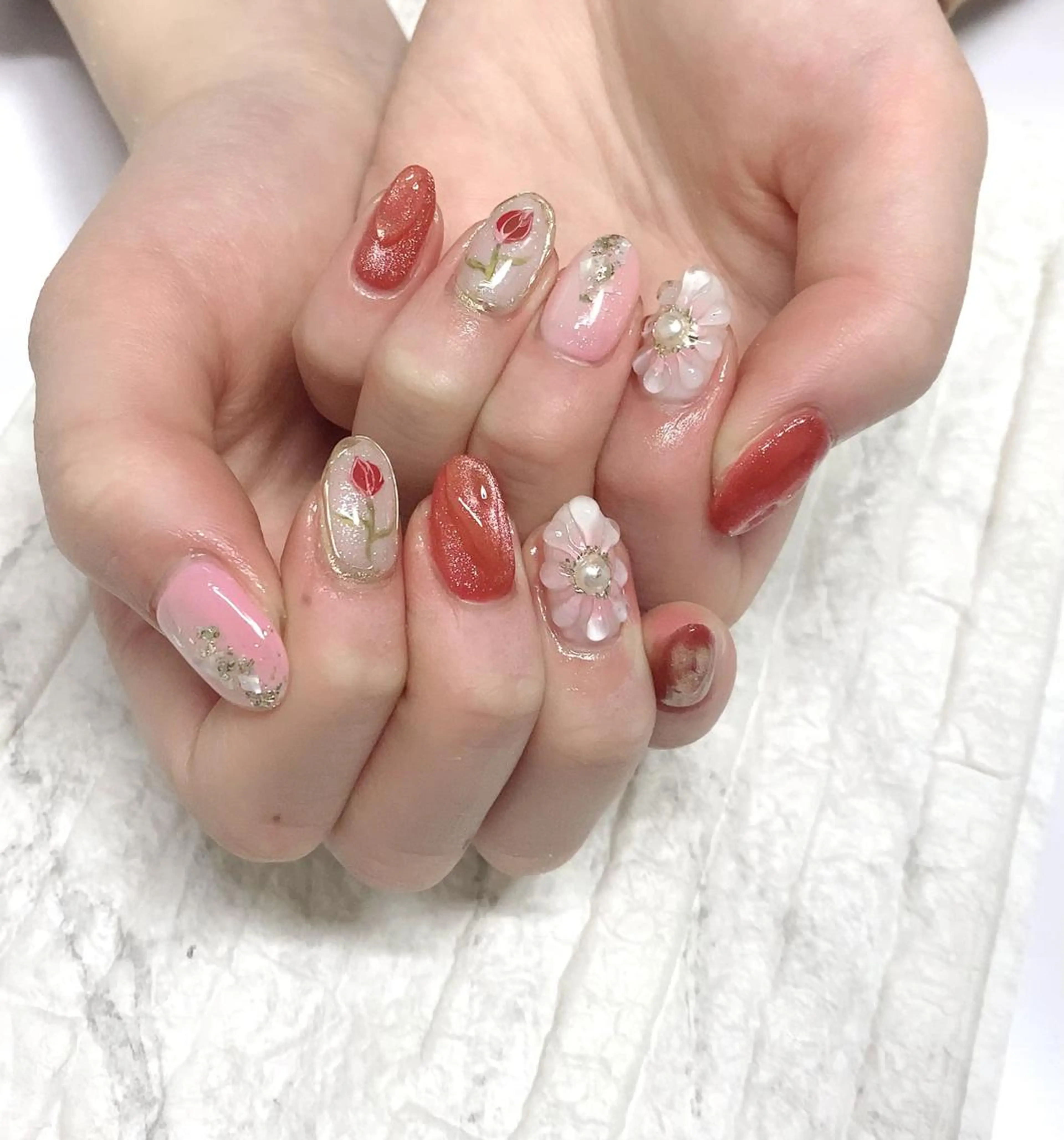 ネイル ハンドネイル フットネイル yochi nailのネイルデザイン