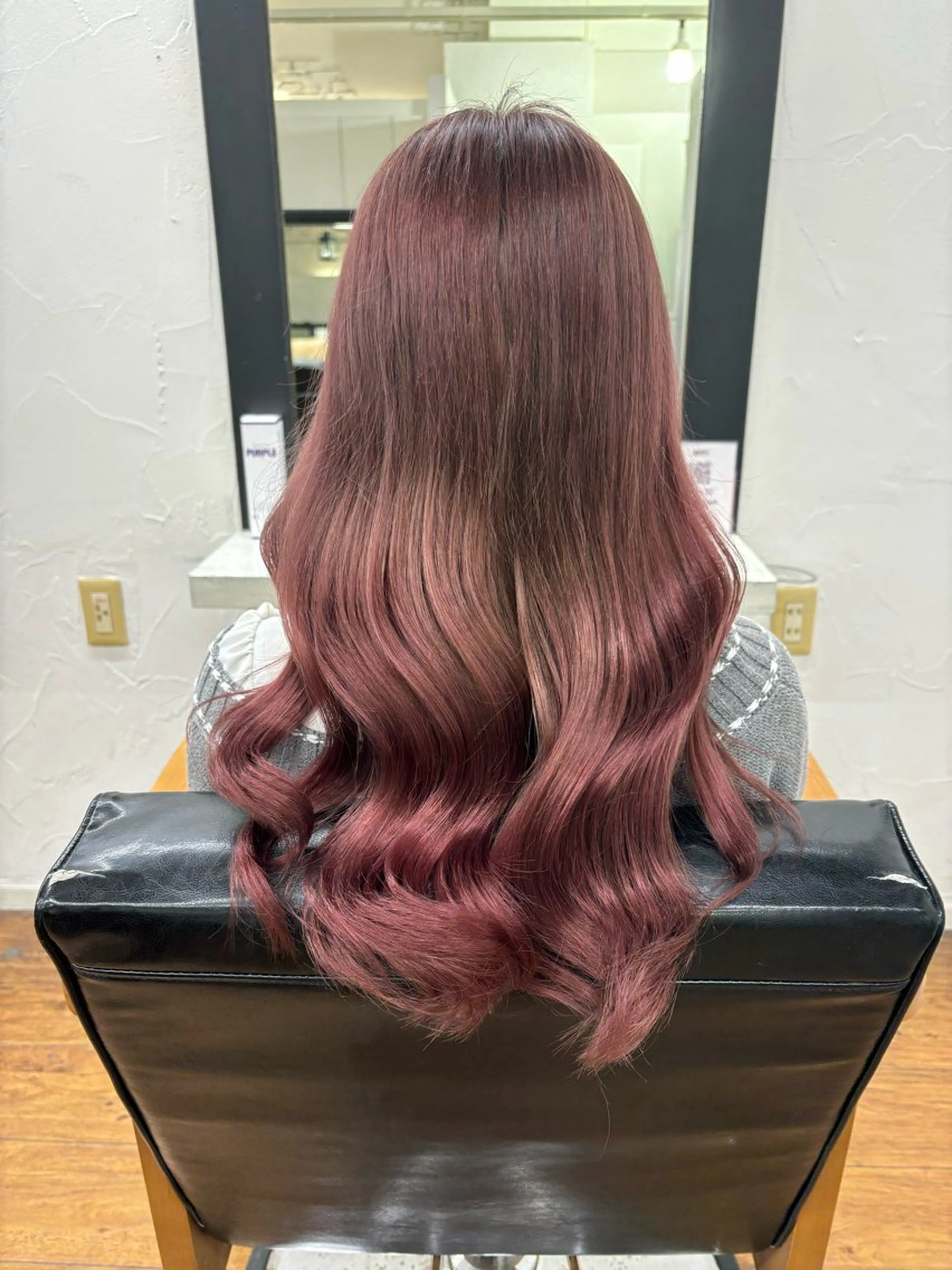 カラー ブリーチ ヘアカラー 香野 優子のヘアスタイル