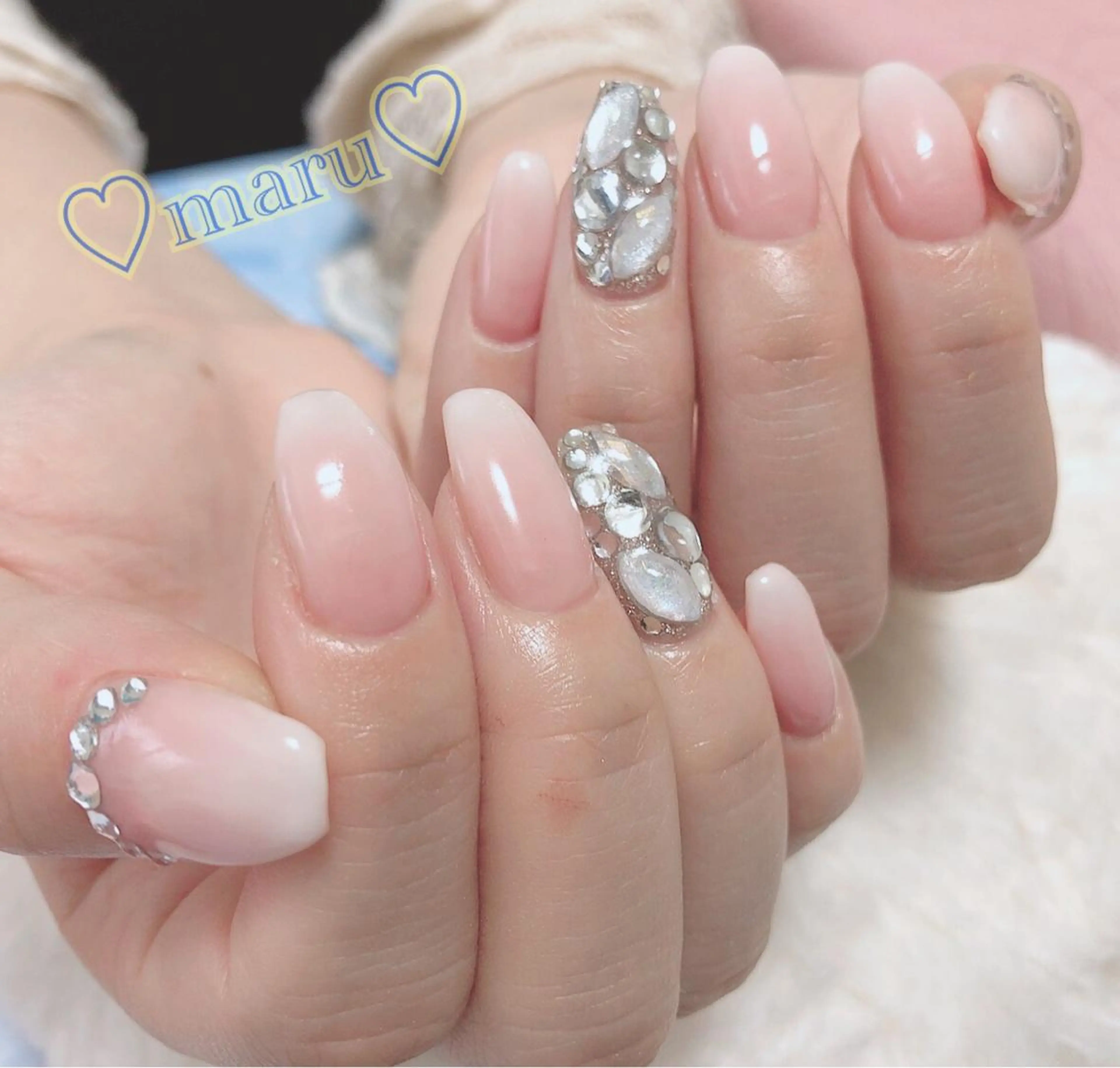 ネイル ハンドネイル フットネイル まるみ ♡のネイルデザイン